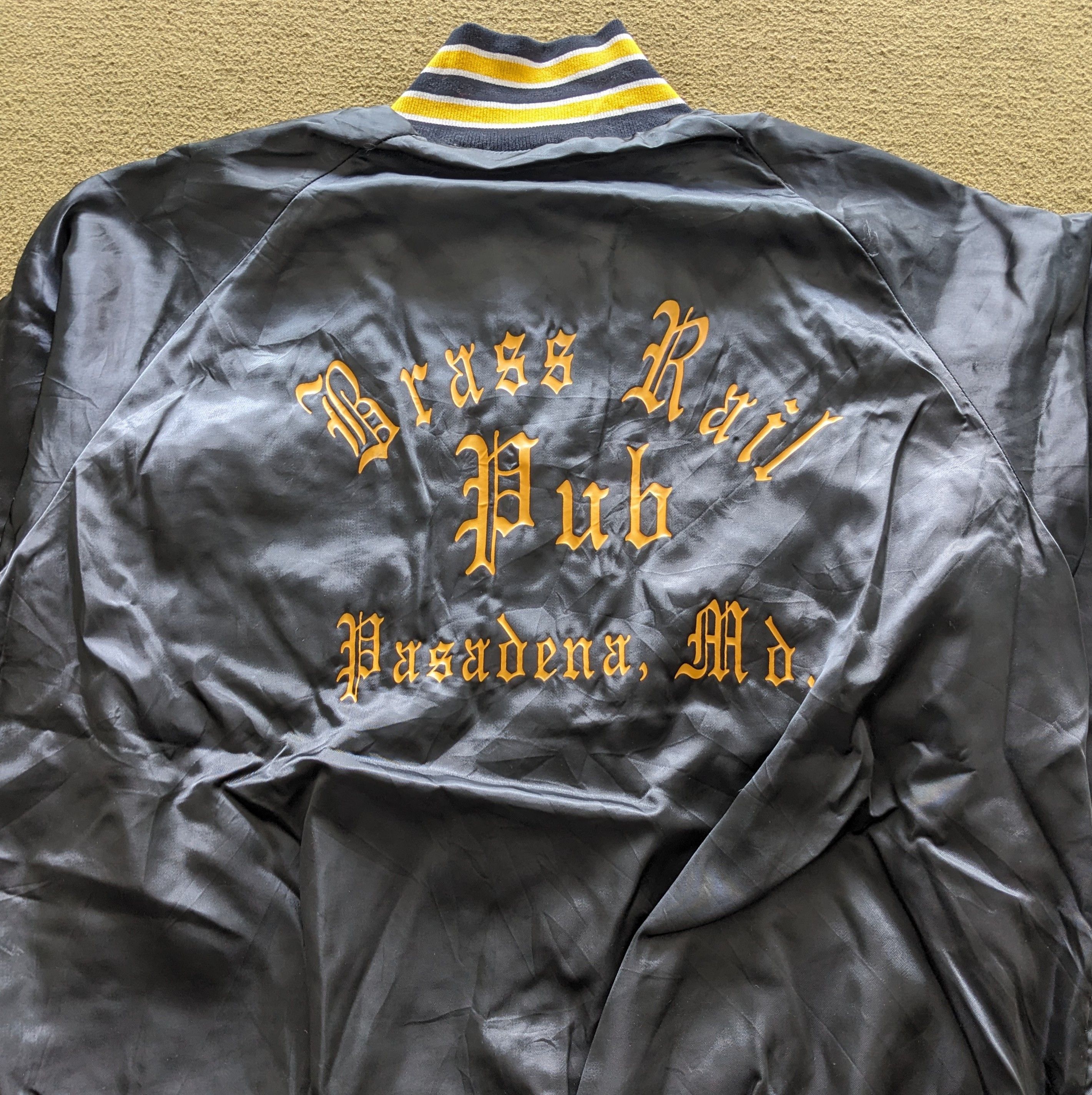 Vintage Vintage BRASS RAIL Pub American Style Varsity Jacket Size US L / EU 52-54 / 3 - 2 Thumbnail