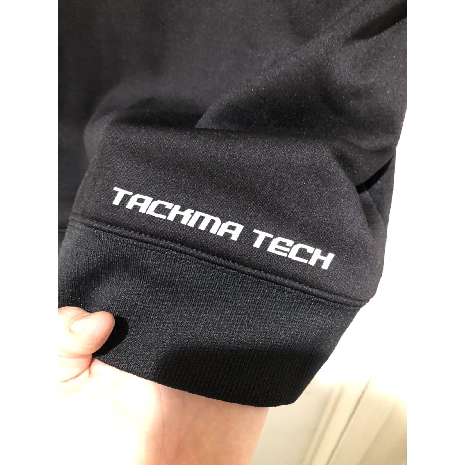 Vintage Tackma Tech Black Polyester 3M Reflective Pullover Crewneck Sweatshirt L Men Size US L / EU 52-54 / 3 - 5 Thumbnail