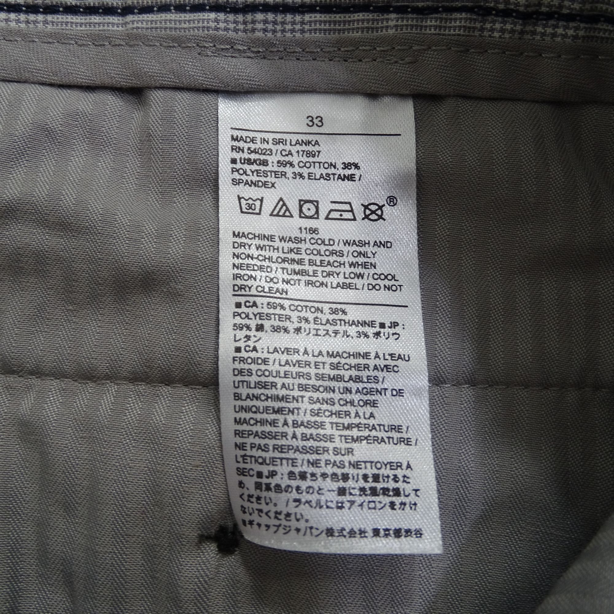 Banana Republic Banana Republic Grayson Grey Glen Plaid Shorts Men Size 33 Size US 33 - 6 Thumbnail