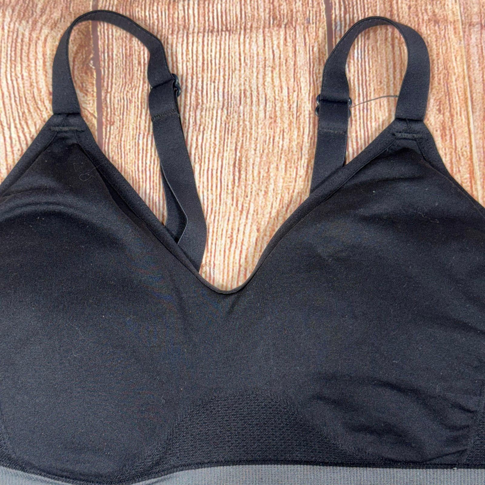 Under Armour Under Armour Small Women's Compression Sports Bra Size ONE SIZE - 3 Thumbnail