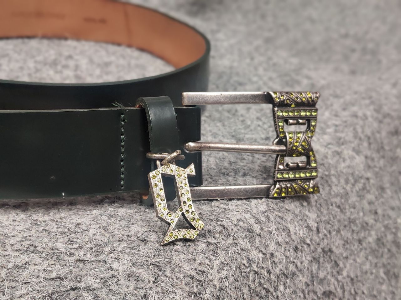 John Galliano New Galliano Design Dark Green Logo Leather Clasp Belt Size ONE SIZE - 8 Thumbnail