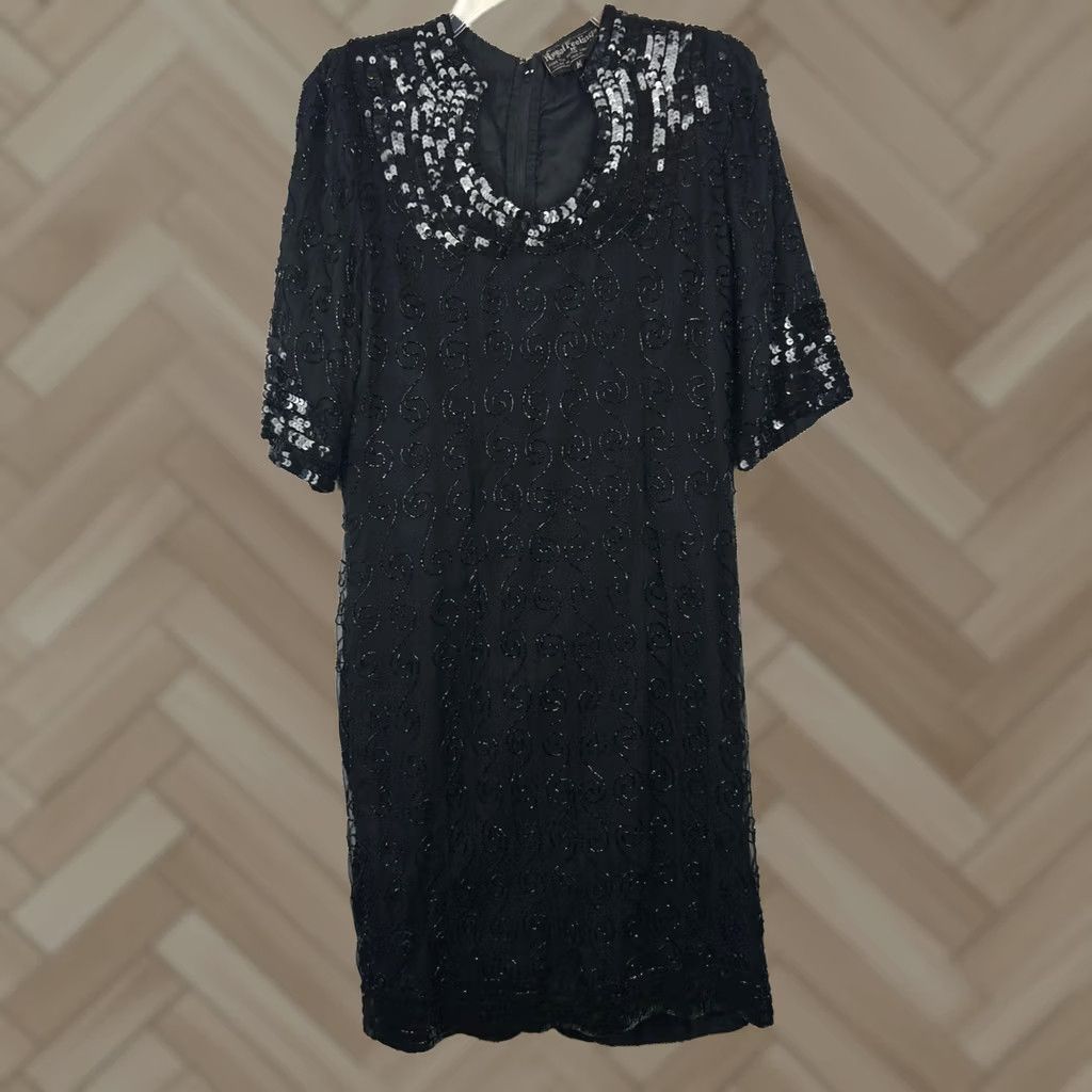 Vintage VINTAGE Black Silk Sequin Beaded Cocktail Dress Women Medium Size M / US 6-8 / IT 42-44 - 1 Thumbnail