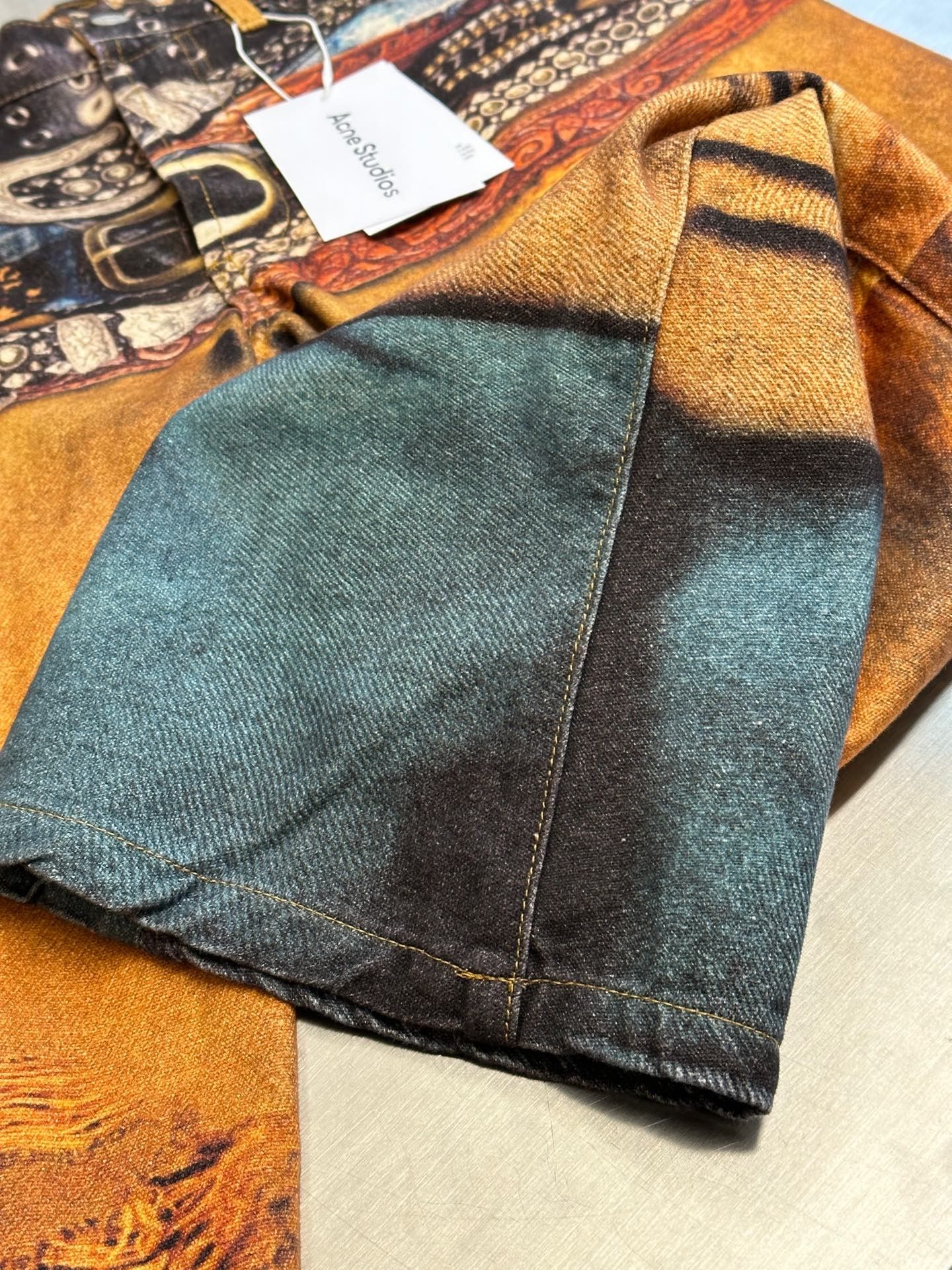 Dolce & Gabbana × Vintage Micro horn trendy jeans, light luxury jeans Size US 36 / EU 52 - 5 Thumbnail