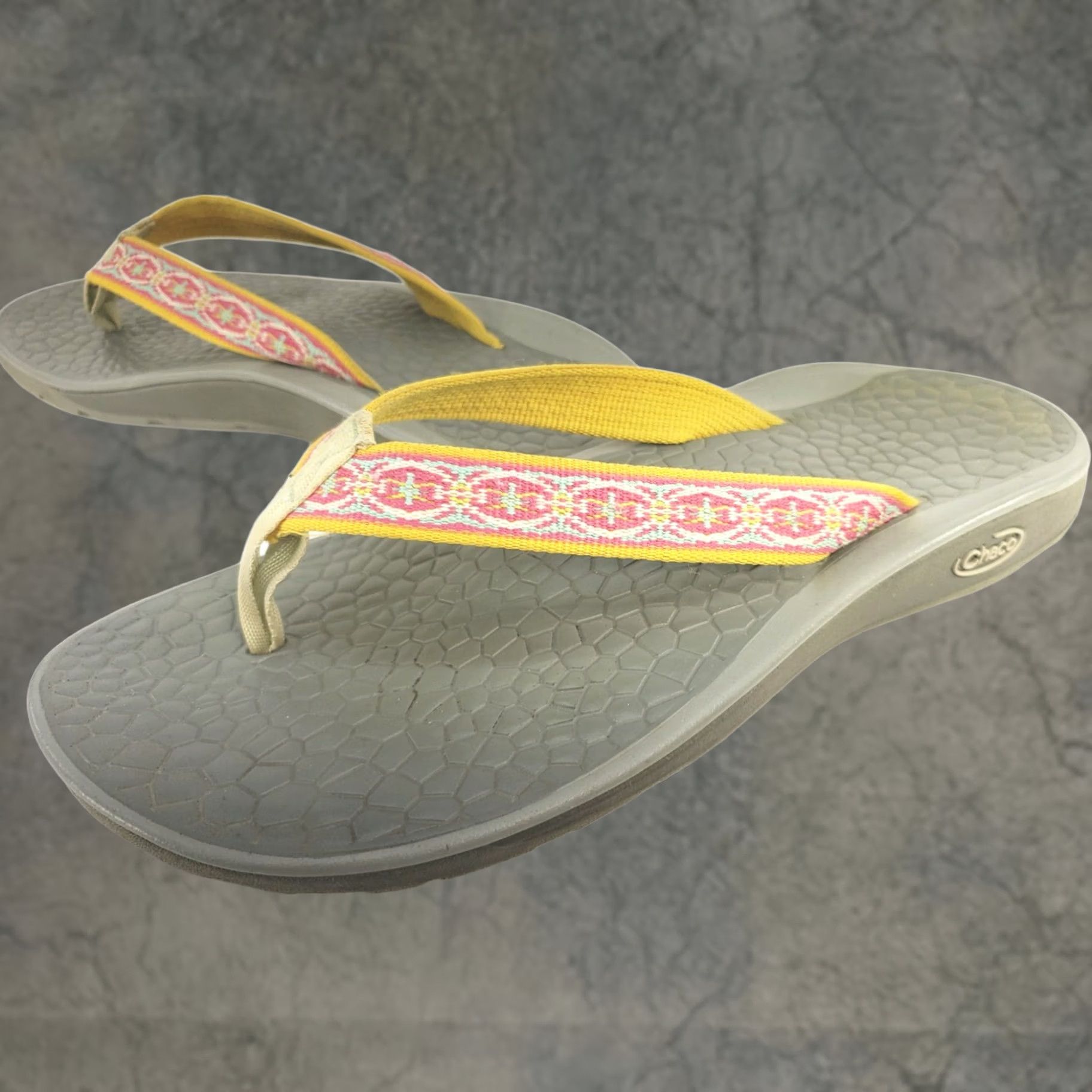 Chaco Chaco Chillos Women's 7M Sandal Flip Flop Multicolor Pink Yellow Orange Geometric Straps Slip On Size US 7 / IT 37 - 1 Thumbnail