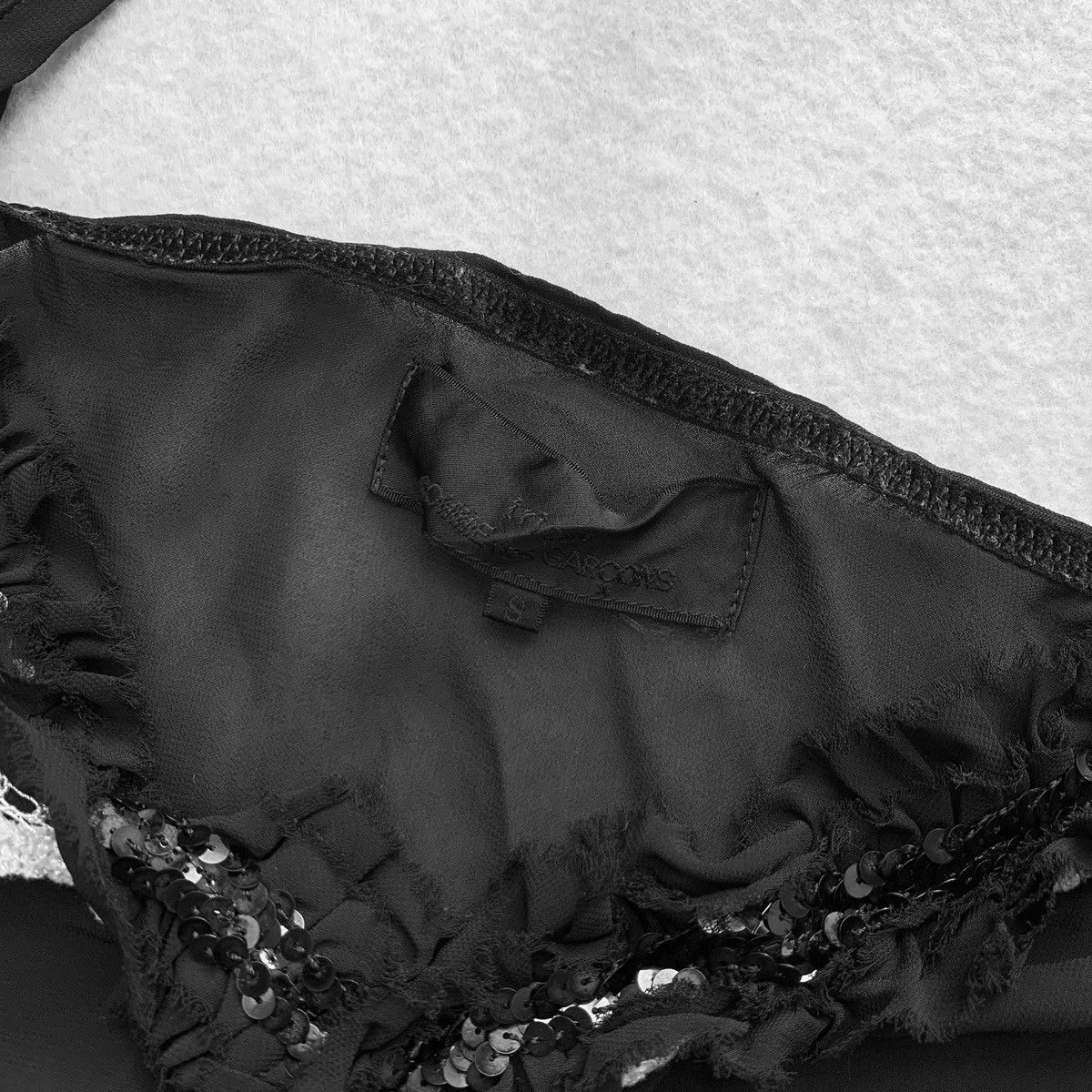Comme des Garcons Tricot Comme des Garçons AD2007 Sequin Ruffled Mesh Top Size S / US 4 / IT 40 - 3 Thumbnail