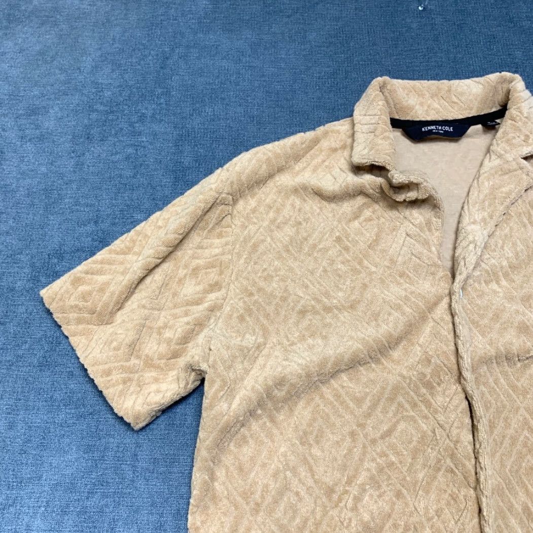 Kenneth Cole Kenneth Cole Shirt Men Small Beige Textured Camp Collar Streetwear Casual Travel Size US S / EU 44-46 / 1 - 4 Thumbnail