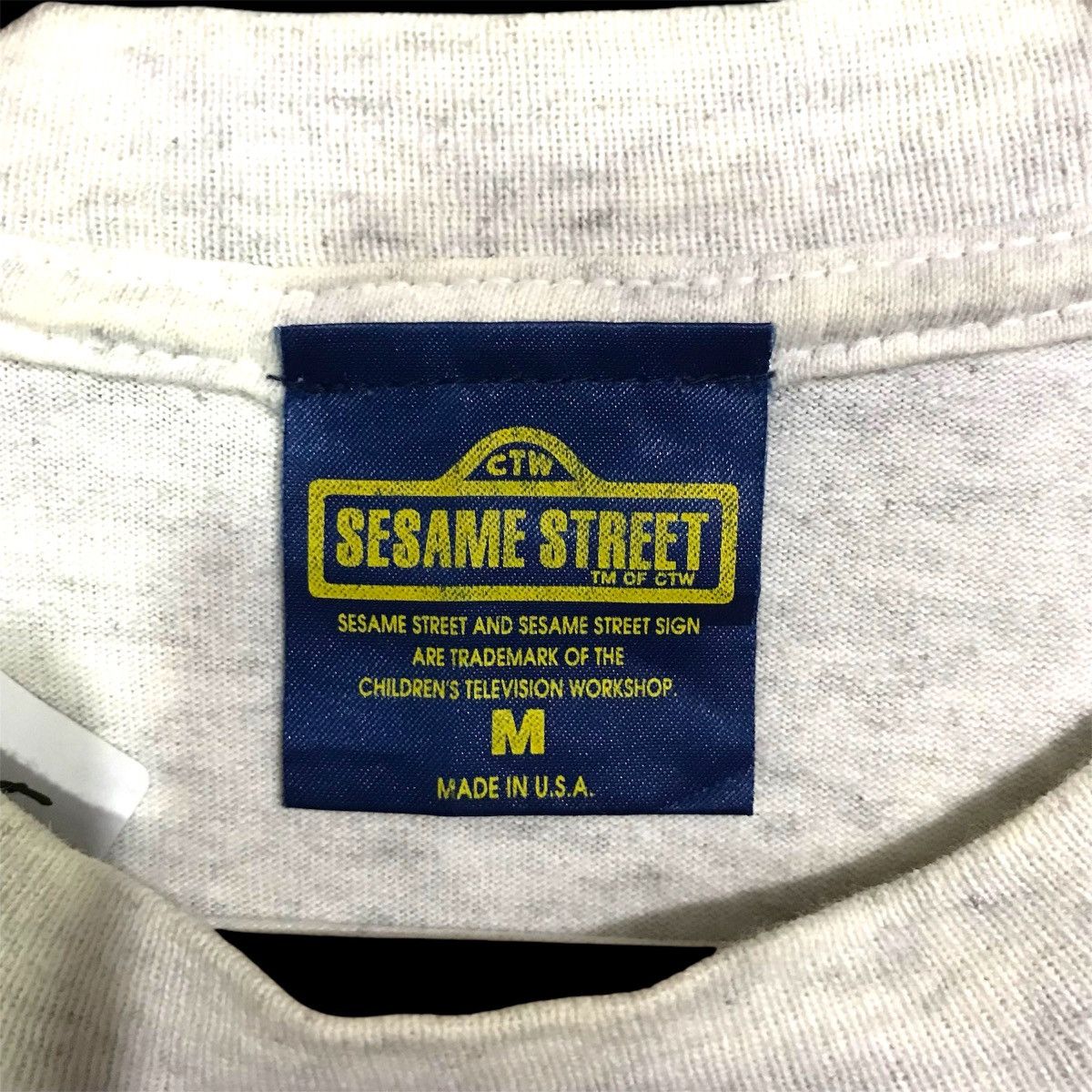 Kaws × Vintage Vintage Sesame Street Big Logo Big Print Size US M / EU 48-50 / 2 - 7 Thumbnail