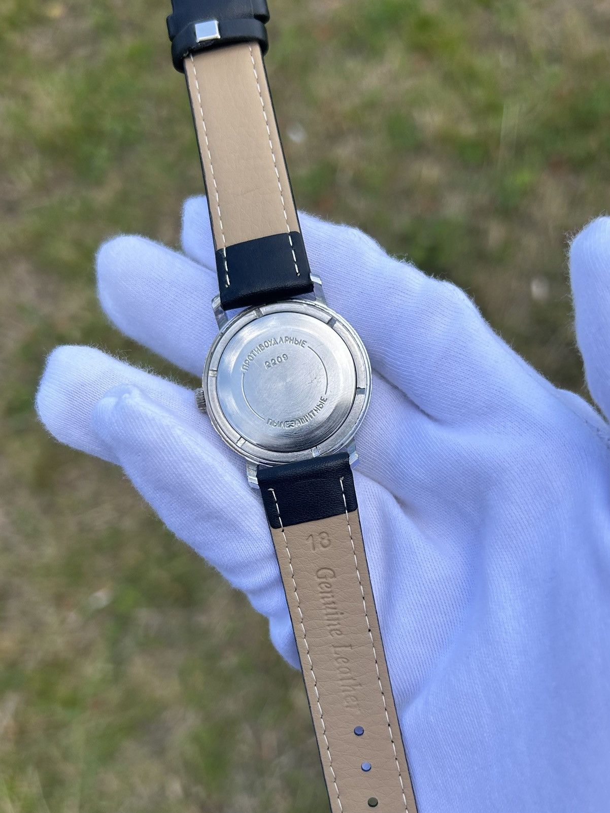 Vintage Vintage Vostok Watch USSR Soviet Mechanical Authentic 1980s Size ONE SIZE - 20 Thumbnail