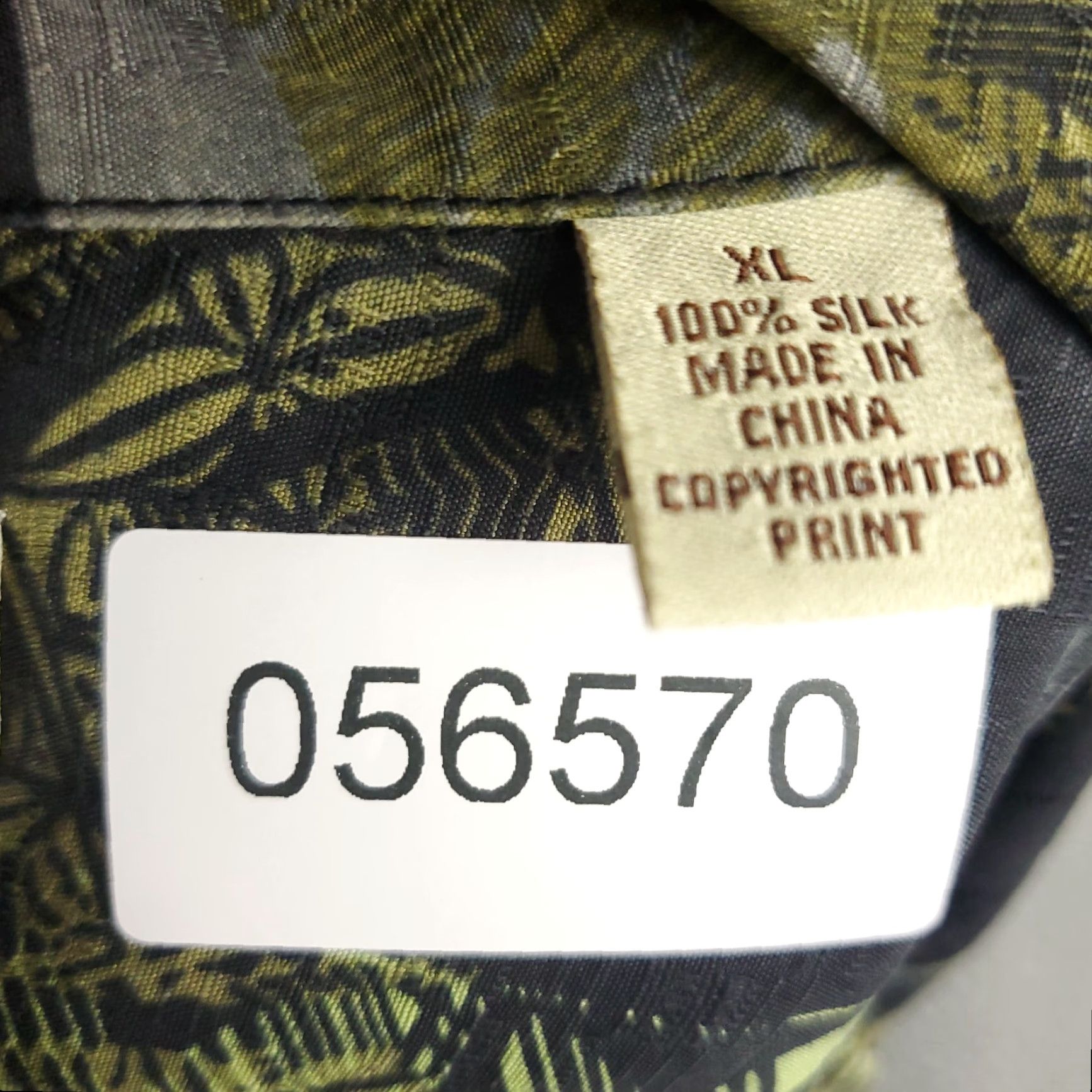 Tommy Bahama Tommy Bahama Shirt Mens XL Black Silk Hawaiian Button Up Short Sleeve Shirt Size US XL / EU 56 / 4 - 8 Thumbnail