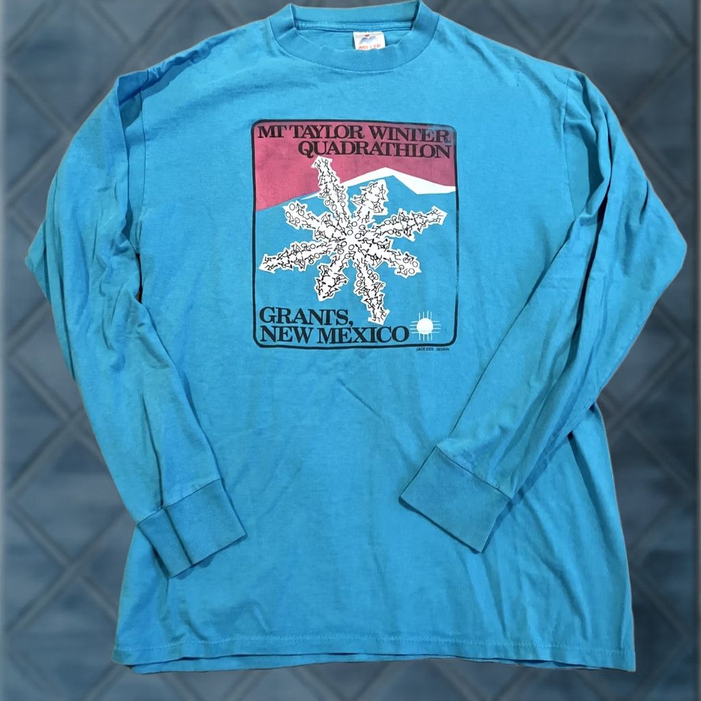 Vintage VINTAGE Miller T Shirt Long Sleeve Blue Crew Neck Adult L MT Taylor Winter QUADRATHON Grants New Mexico Casual Epic 90s Theme Mens Size US L / EU 52-54 / 3 - 1 Thumbnail