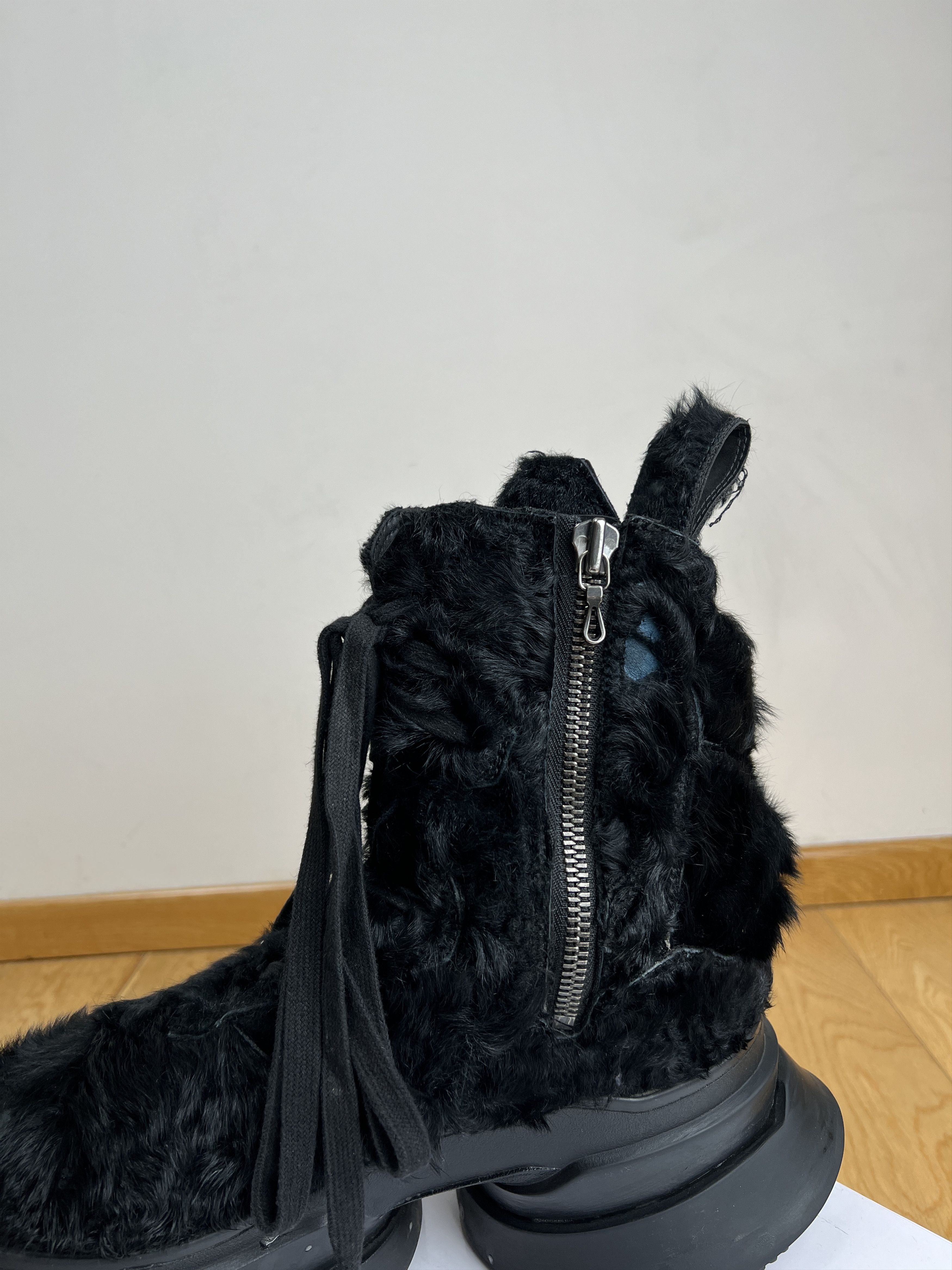Julius Lamb Hair Shell Boots Size US 10 / EU 43 - 16 Thumbnail