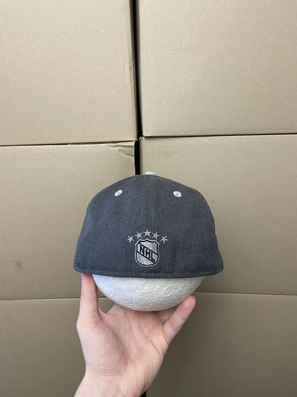 NHL VINTAGE LA KINGS CAP HAT HOKEY NHL JERSEY USA Y2K SKATE Size ONE SIZE - 4 Thumbnail