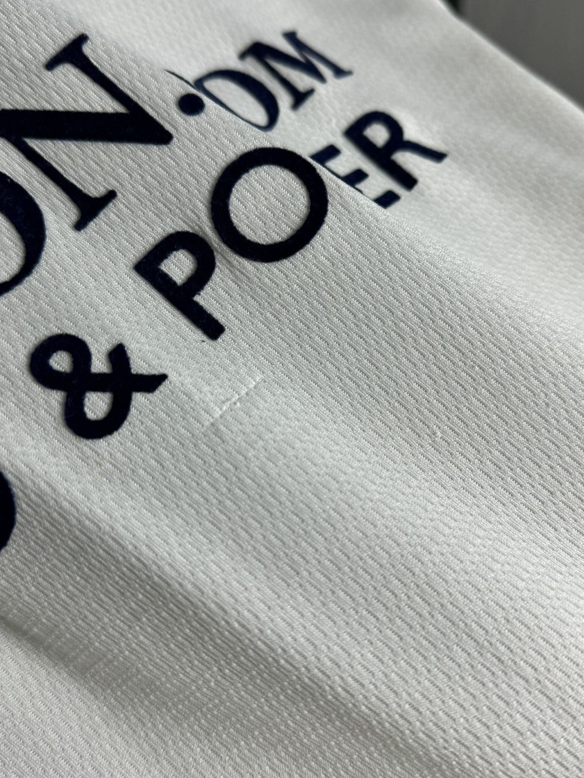 Puma Tottenham Hotspur 09/10 Home Football Jersey Size US XL / EU 56 / 4 - 6 Thumbnail