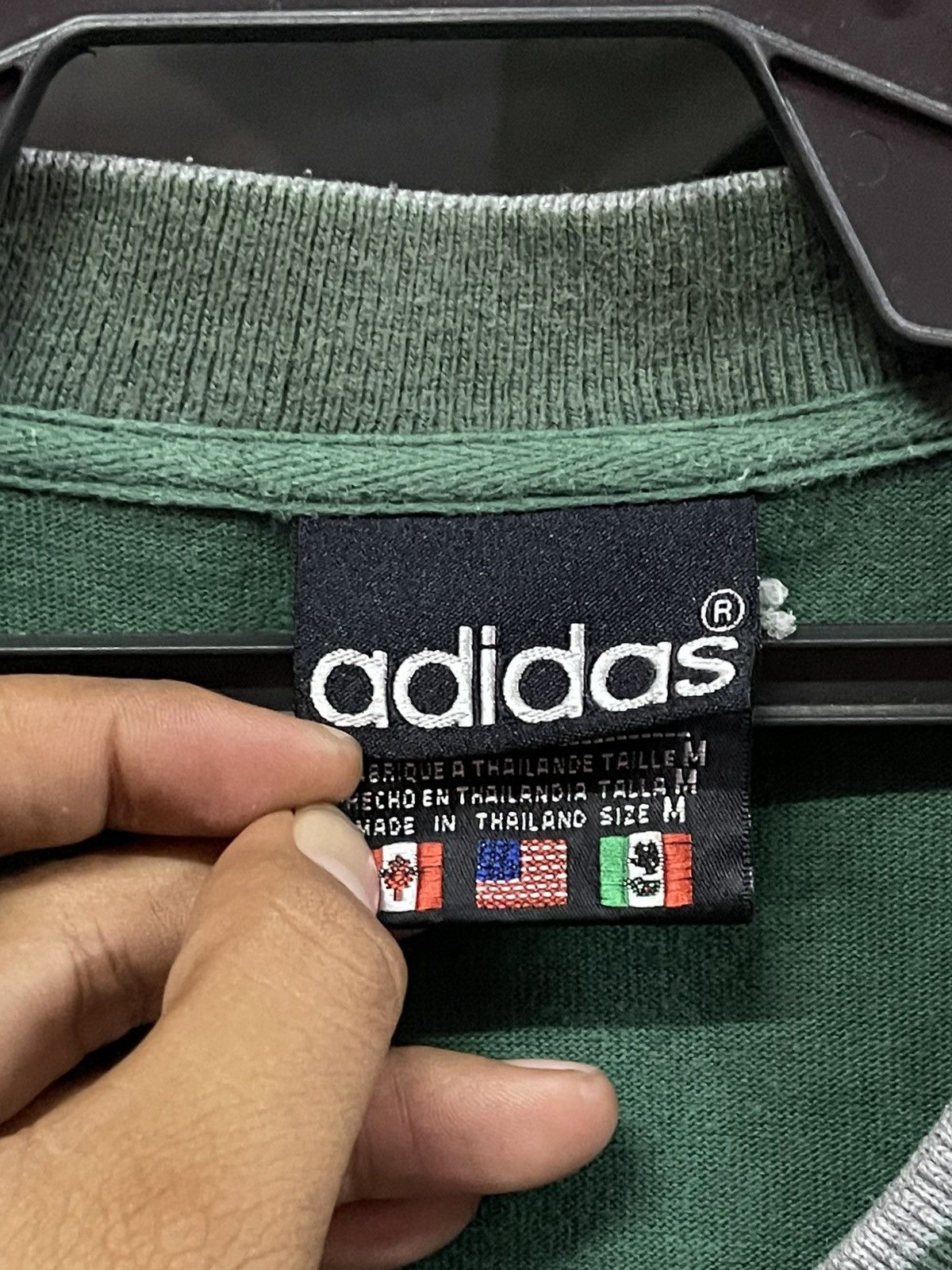 Adidas Vintage Adidas Trefoil Embroidered🔥🔥🔥 Size US M / EU 48-50 / 2 - 2 Thumbnail