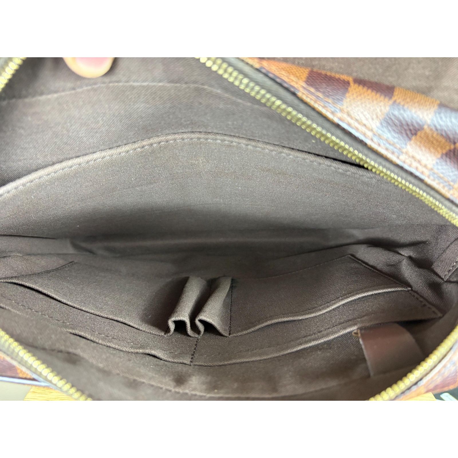 Louis Vuitton Authentic Louis Vuitton Shelton MM Damier Ebene Messenger Size ONE SIZE - 10 Thumbnail