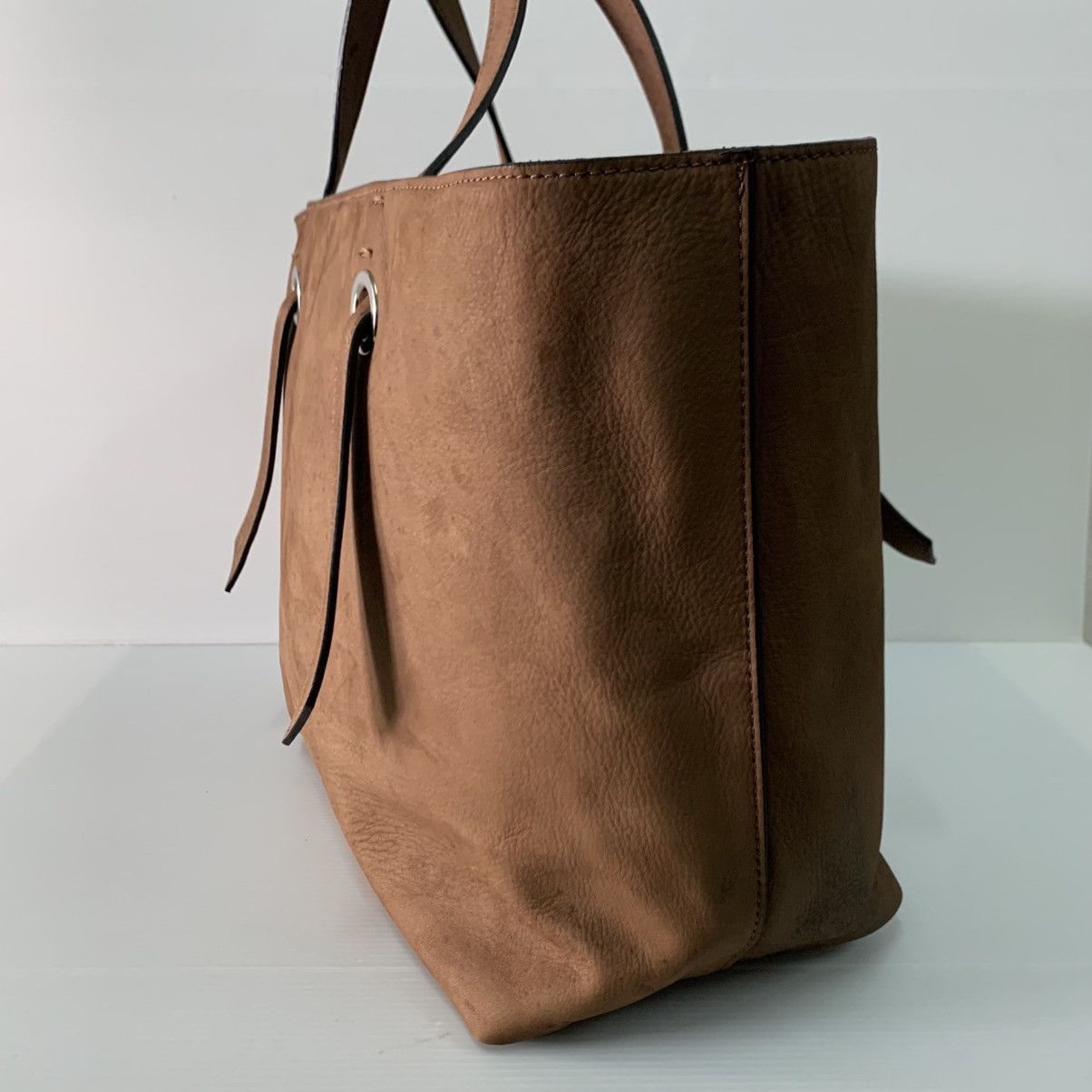 Iceberg 💥‼️HOT ITEM‼️💥Authentic Iceberg Leather Tote Bag Size ONE SIZE - 3 Thumbnail