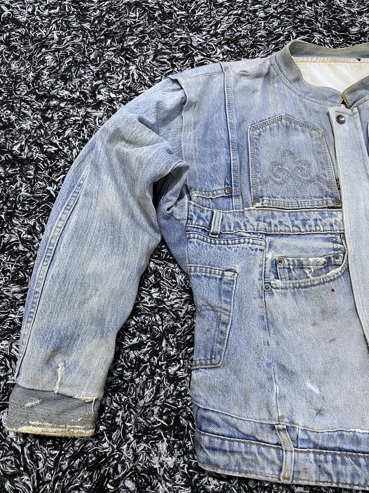 Aria Stressed Depressed Denim Jacket Size US M / EU 48-50 / 2 - 4 Thumbnail