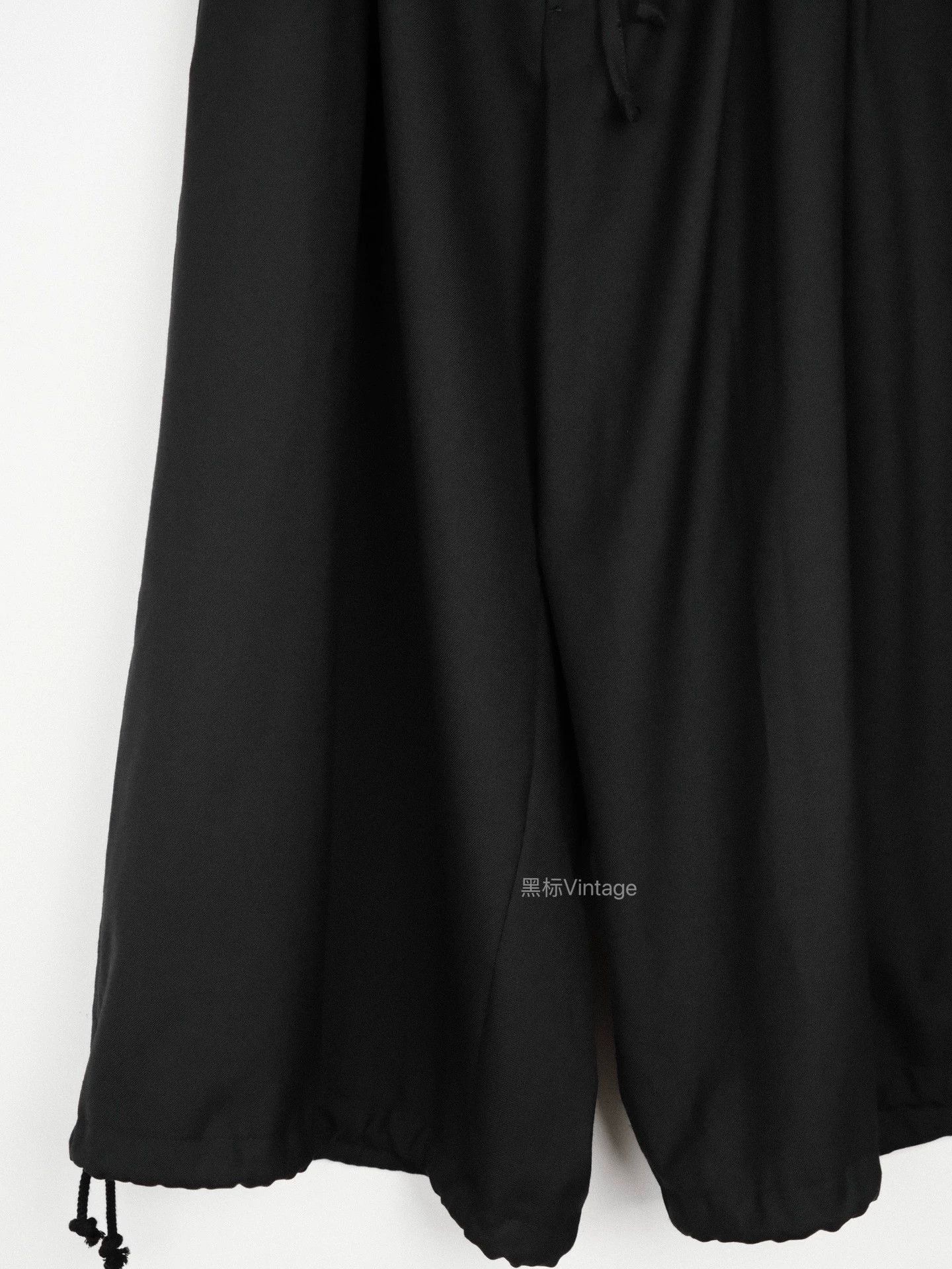 Yohji Yamamoto Yohji Yamamoto 23AW Vintage 12-Pleat Wide Balloon Pants Size 28" / US 6 / IT 42 - 3 Thumbnail