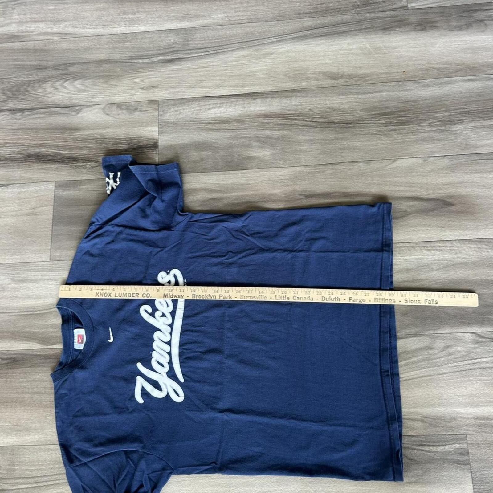 Nike Vintage 90’s Nike New York Yankees MLB t shirt size L Size US L / EU 52-54 / 3 - 6 Thumbnail