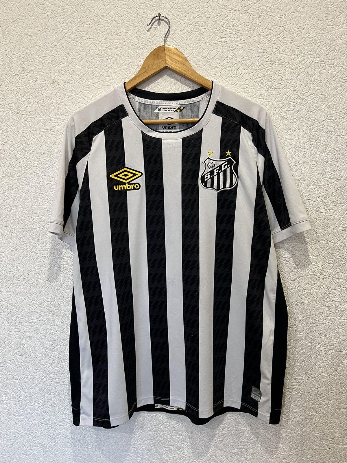 Umbro Umbro Santos 2021 Away Kit Soccer Jersey Football Size US XL / EU 56 / 4 - 1 Thumbnail