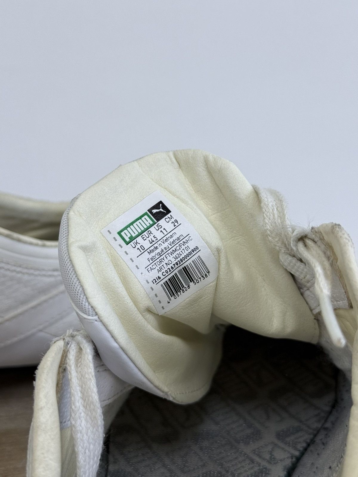 Puma Archive 00s Puma Future Cat White leather Sneakers Size US 11 / EU 44 - 10 Thumbnail