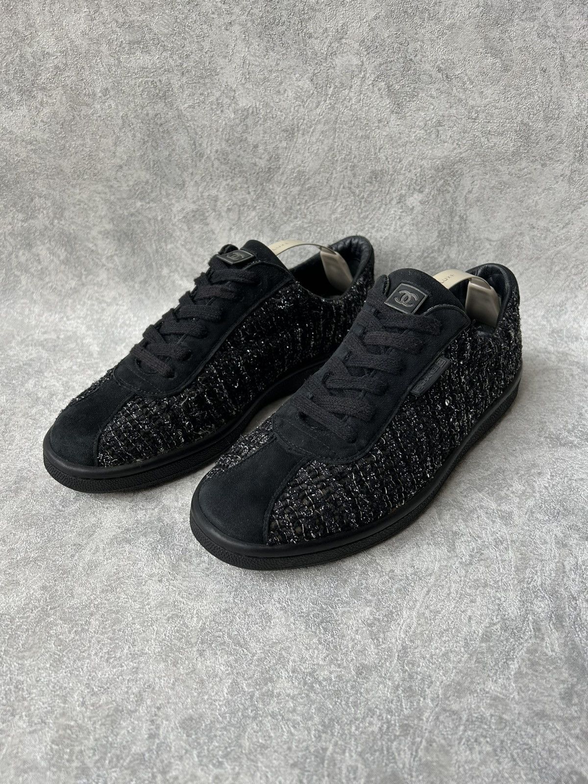 Chanel Chanel Coco Mark Black Tweed Sneakers Size US 8 / IT 38 - 2 Thumbnail