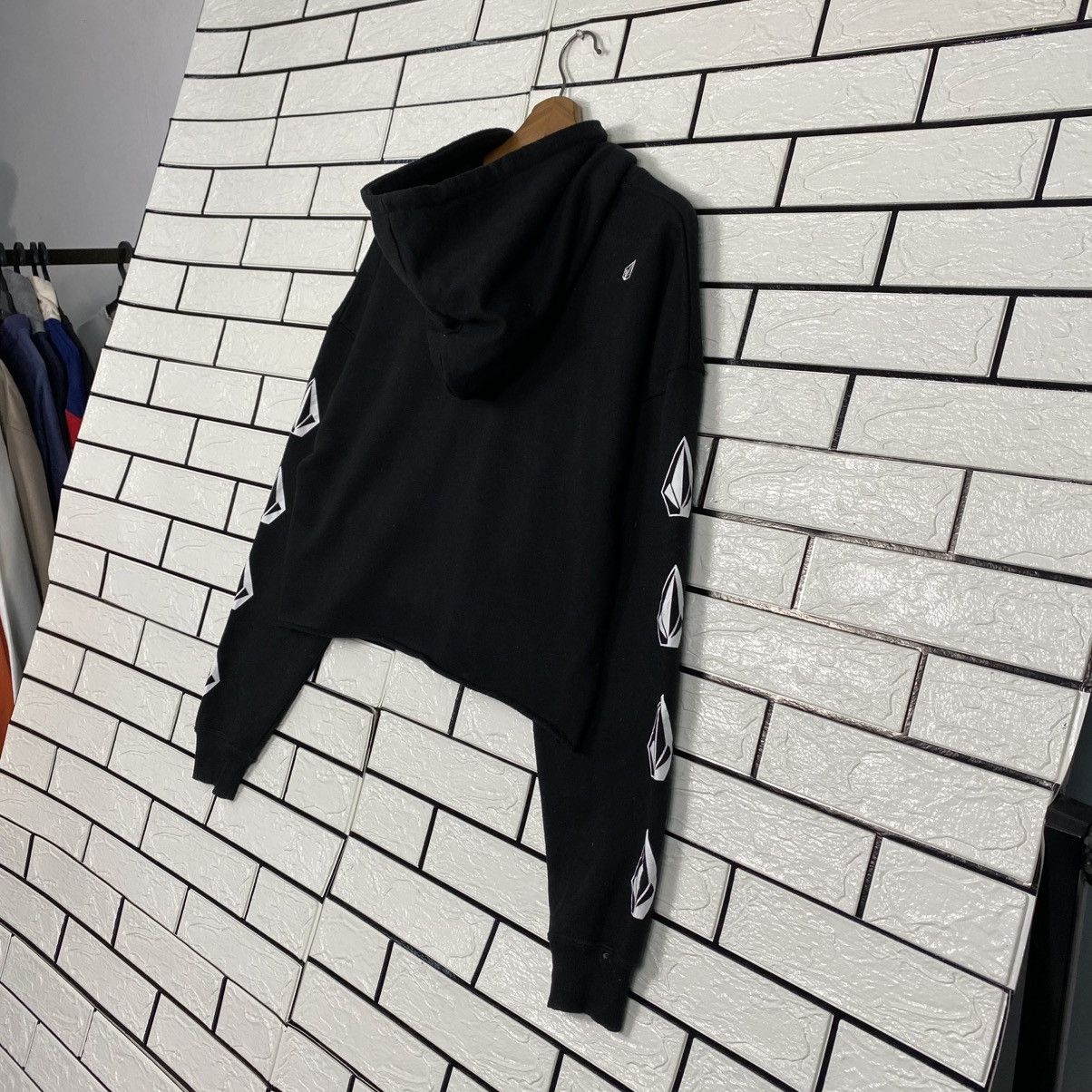 Japanese Brand 📌Cropped Striped Biker Hoodie Sweatshirt Volcom Big Logo Size US M / EU 48-50 / 2 - 11 Thumbnail