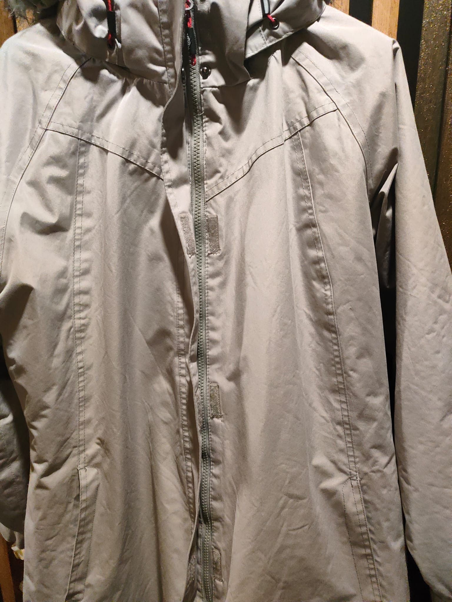 Other TRESPASS Windbreaker Waterproof Jacket Coat with Fur Size L / US 10 / IT 46 - 2 Thumbnail