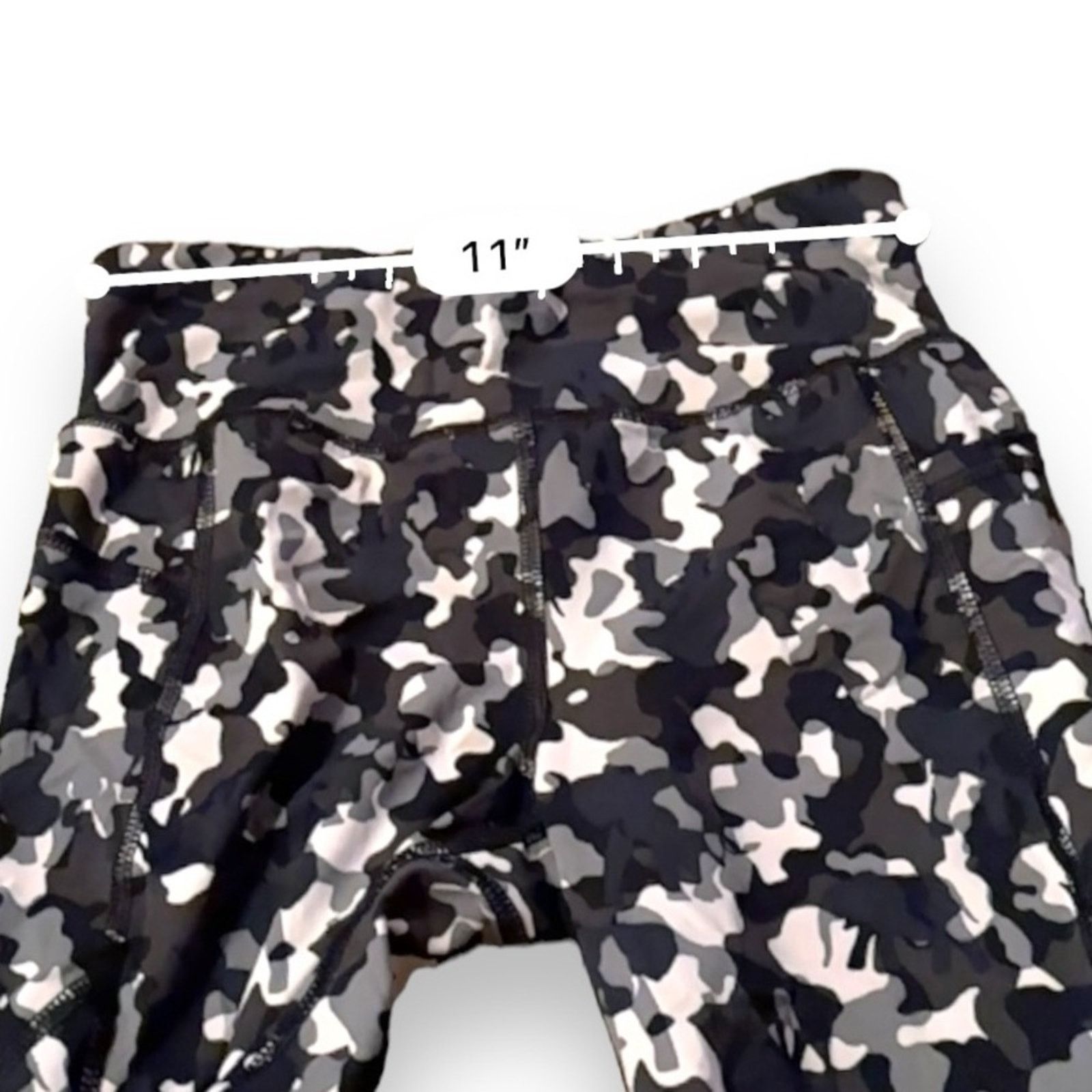 Sweaty Betty Sweaty Betty The Zero Gravity Elephant Camo Leggings Sz XS Size 22" - 9 Thumbnail