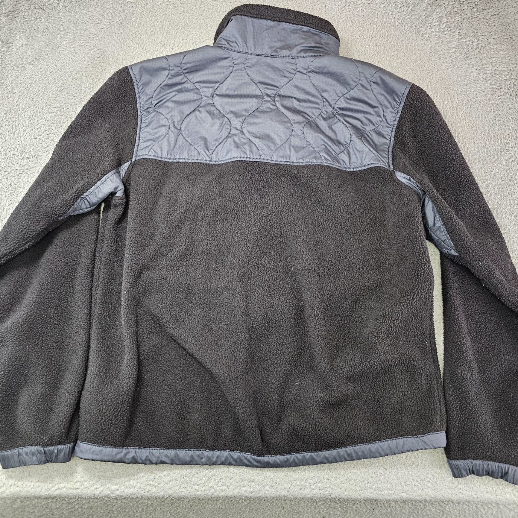 The North Face VINTAGE The North Face Fleece Pullover Mens M Gray Snap Neck Nylon Yoke Zip Pockets Size US M / EU 48-50 / 2 - 5 Thumbnail