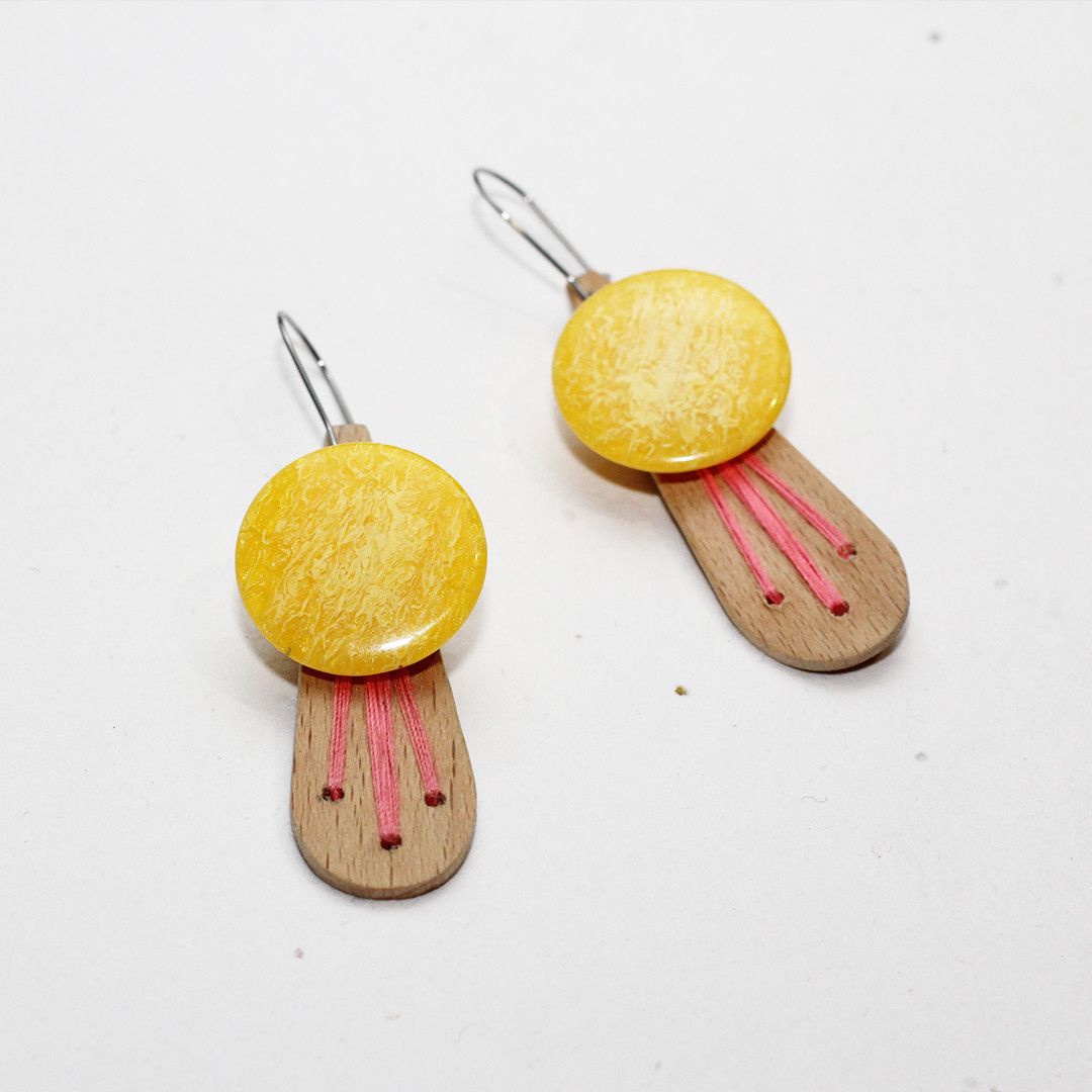 Designer Wooden Earrings | Handmade in Berlin x YUNTA Size ONE SIZE - 3 Thumbnail