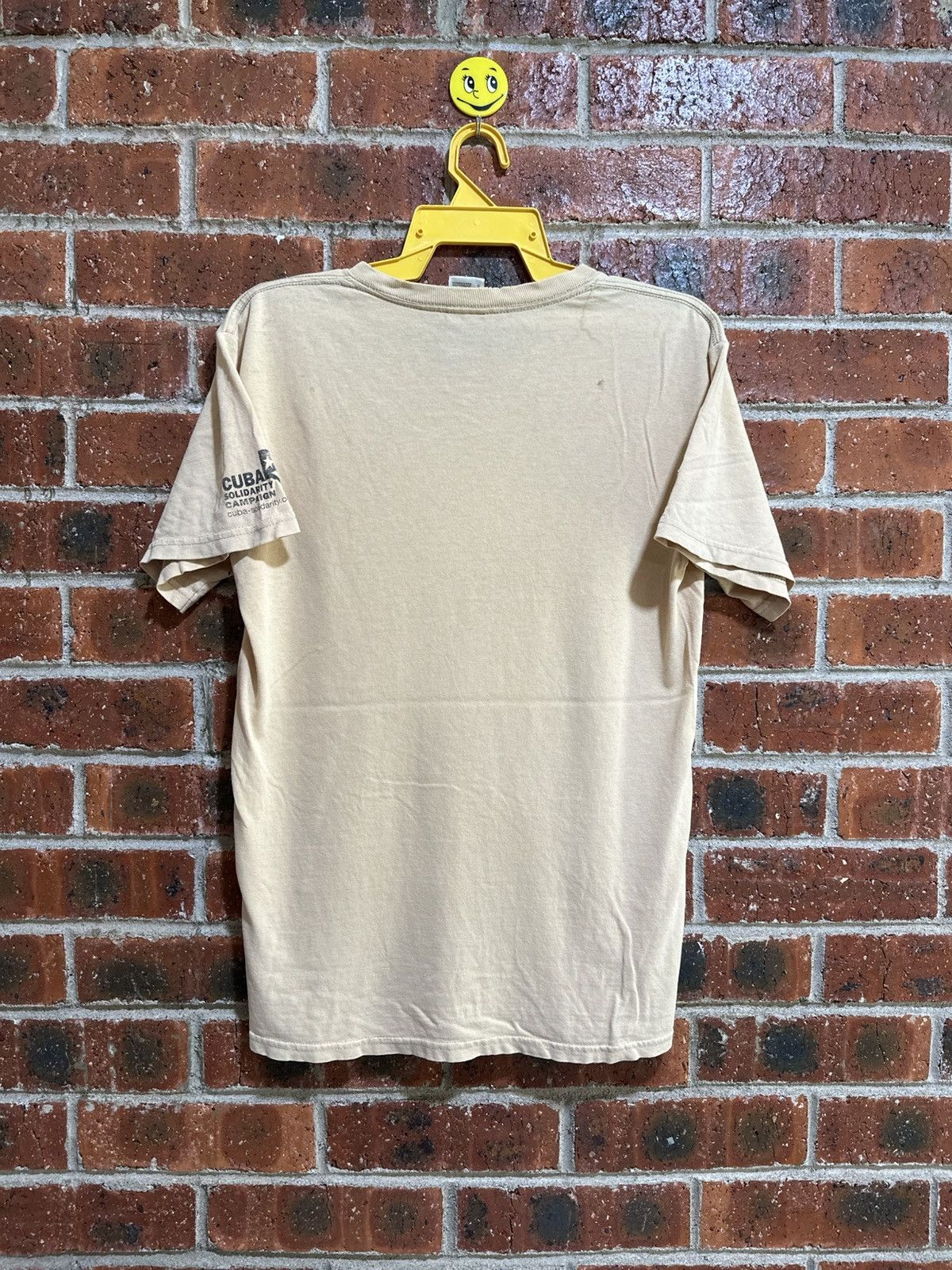 Gildan × Vintage Vintage Cuba Solidarity Campaign Faded Tee Size US S / EU 44-46 / 1 - 7 Thumbnail