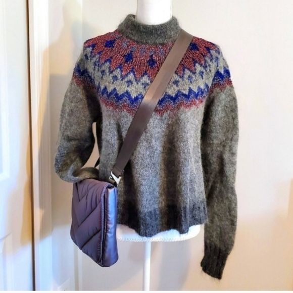 Athleta Caraa X Athleta Foldover Seatbelt Handle Crossbody Shoulder Size ONE SIZE - 1 Thumbnail