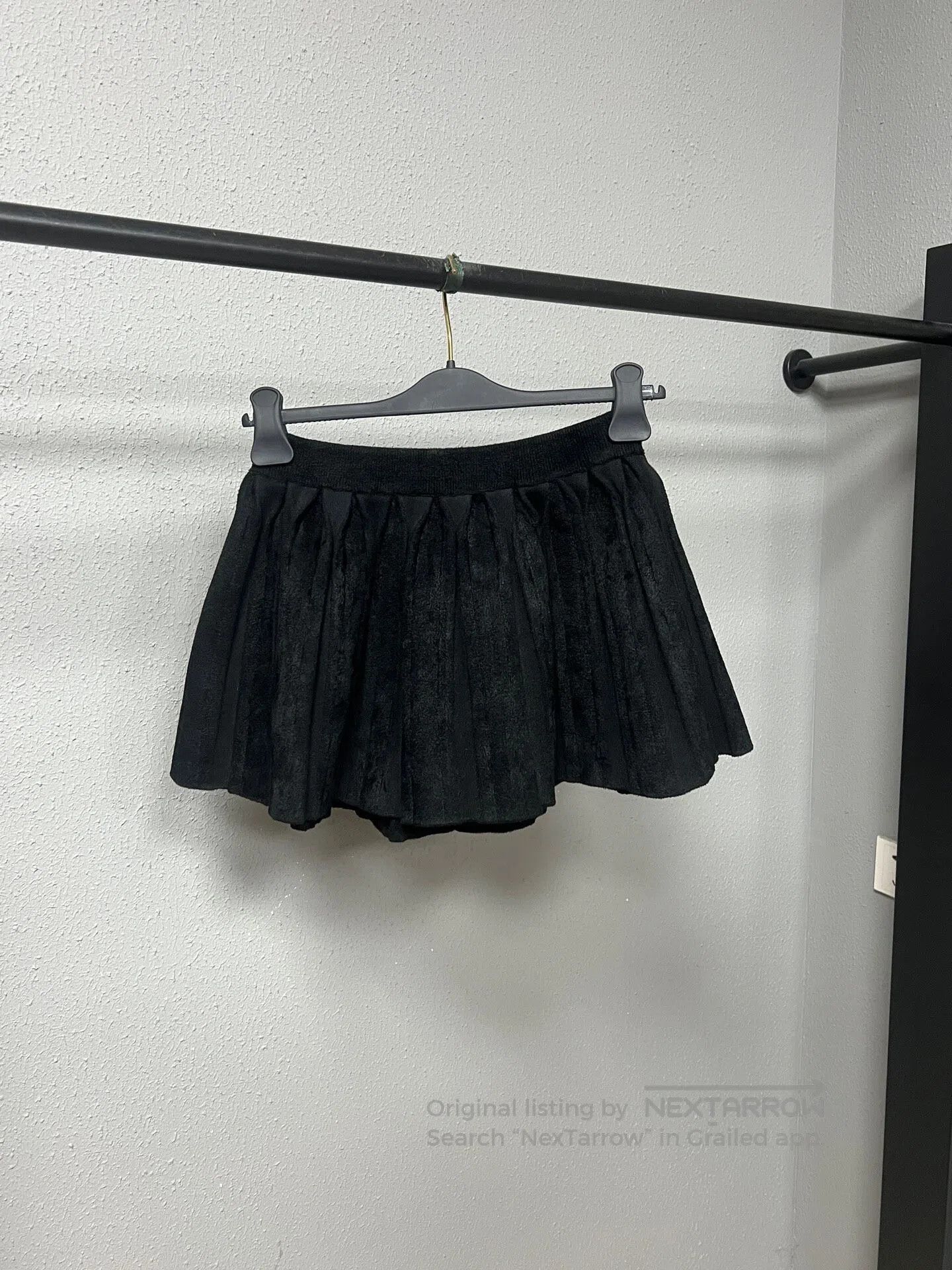 Balmain BALMAIN Velvet Skirt with Gold Buttons| Size XS / US 0-2 / IT 36-38 - 2 Thumbnail
