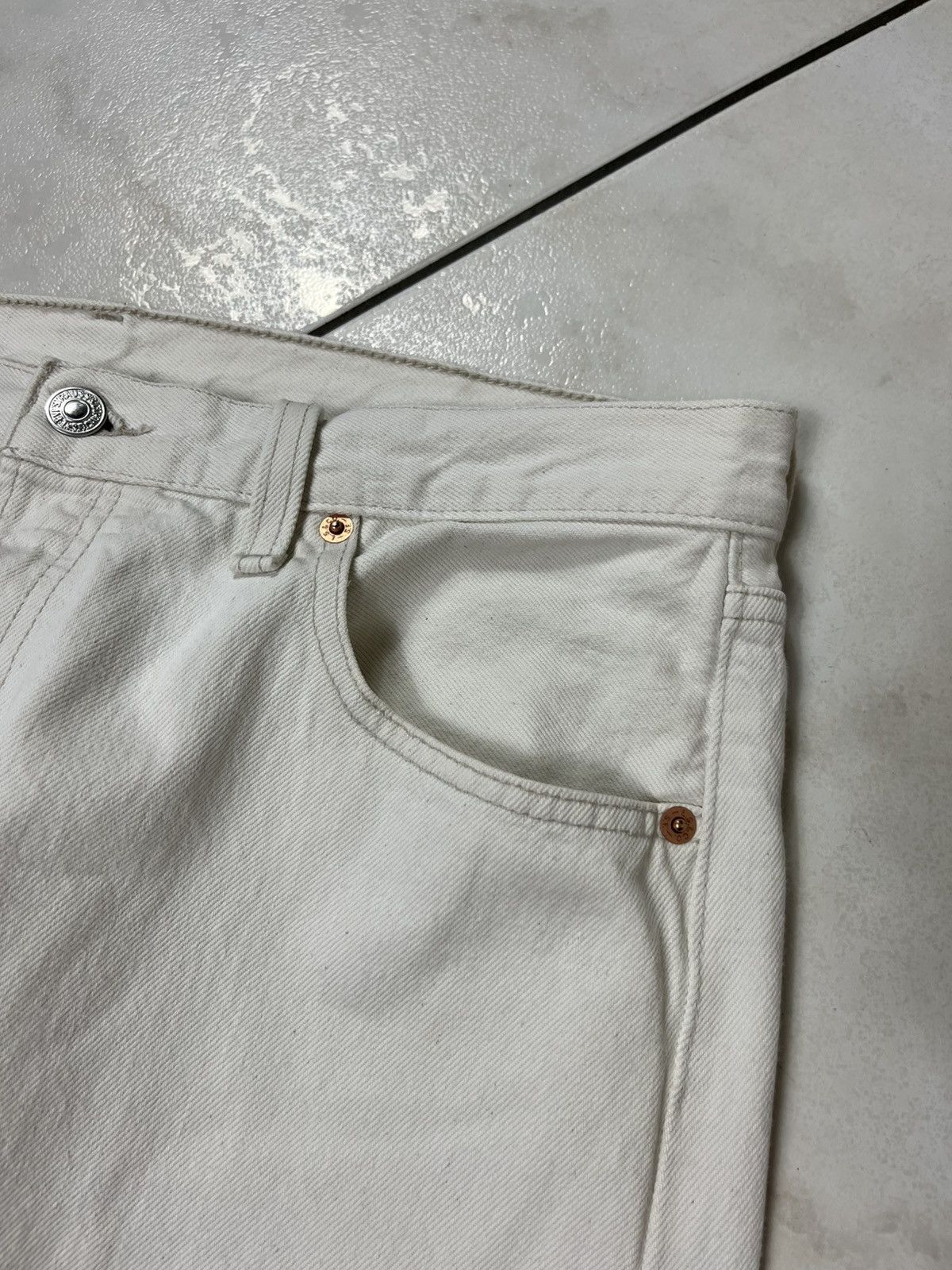Levi's × Levi's Vintage Clothing × Vintage Vintage 501 90s Levi’s white denim jeans pants Size US 36 / EU 52 - 10 Thumbnail