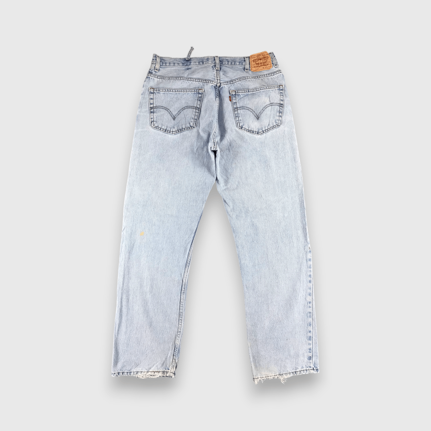 Levi's Vintage Levis 505 Jeans Light Wash Denim -J578 Size US 35 - 2 Thumbnail
