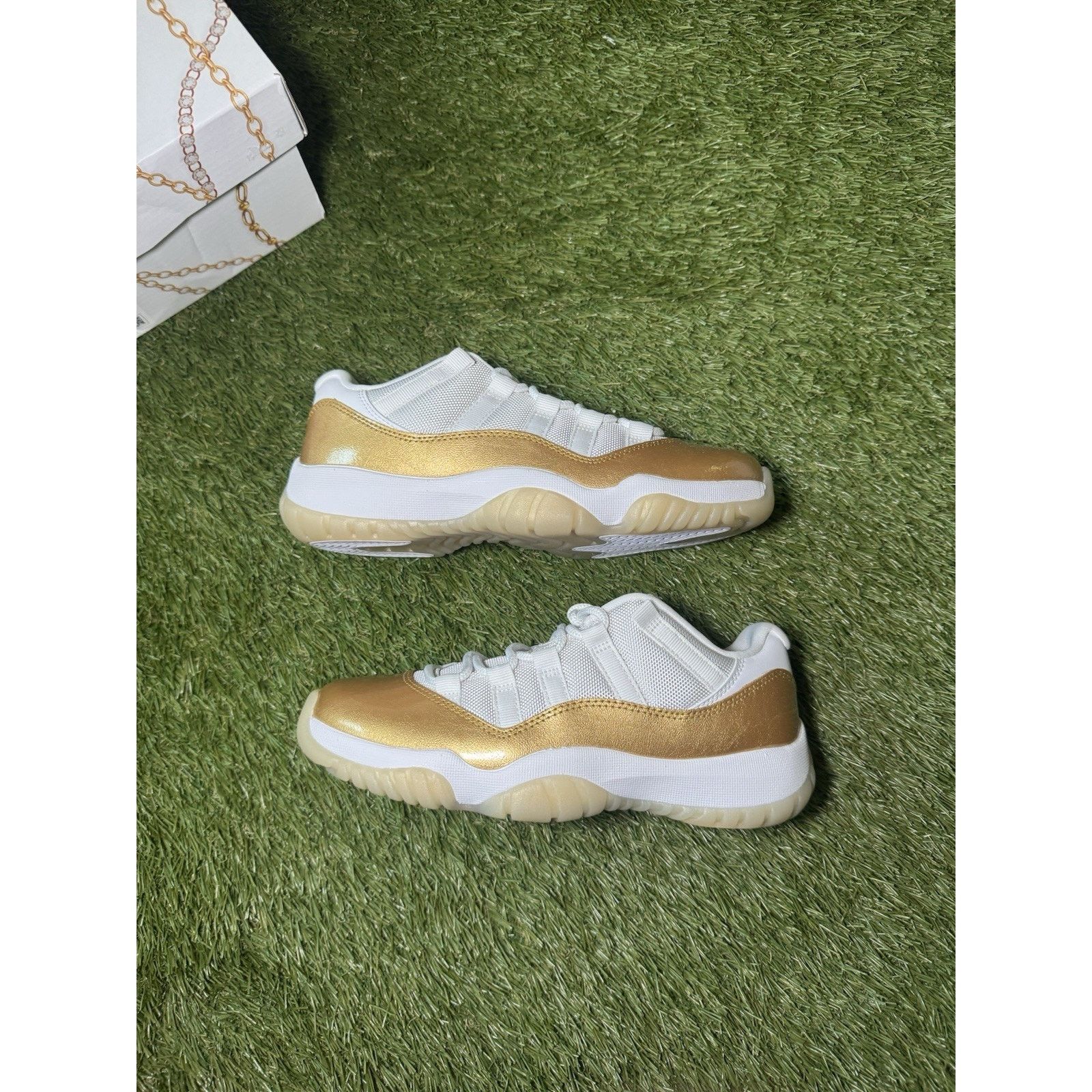 Nike Nike Air Jordan 11 Retro Low Mother's Day AH7860-102 Women's Size US 6 / IT 36 - 1 Thumbnail