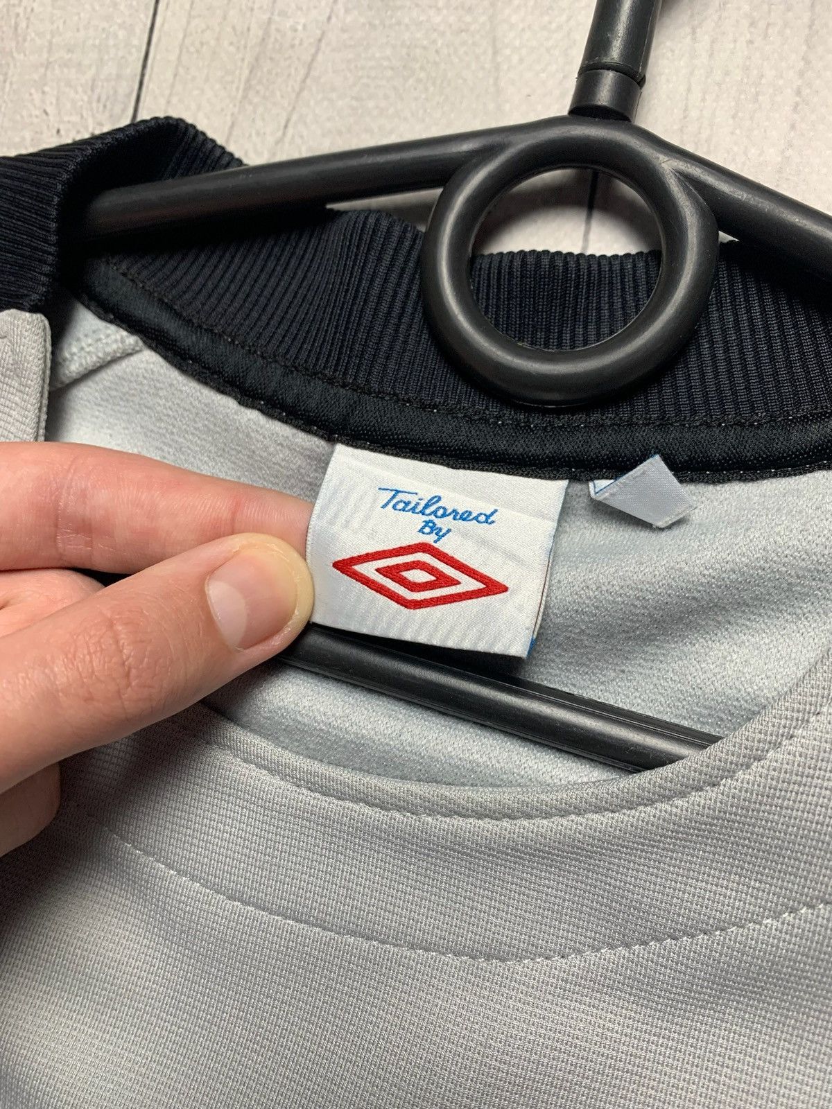 Umbro × Vintage Vintage Umbro Wales soccer sweatshirt size L logo Size US L / EU 52-54 / 3 - 4 Thumbnail