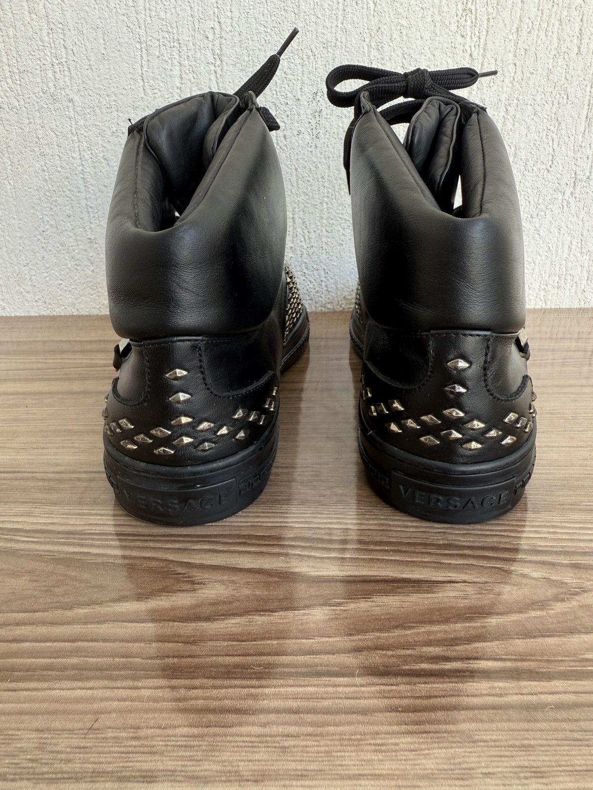 Versace Studded medusa trainers🔥🔥like tyson,🕷️ Size US 7.5 / EU 40-41 - 19 Thumbnail