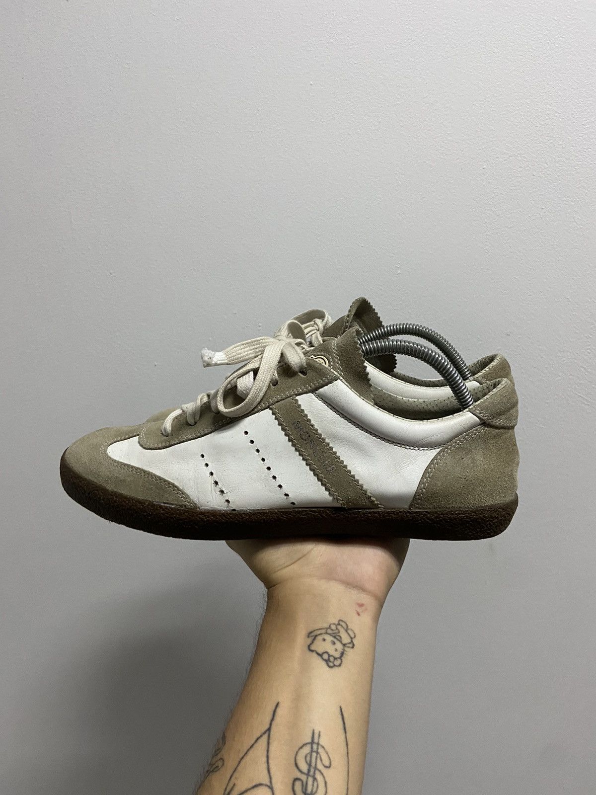 Moncler Moncler low top sneakers leather vintage luxury logo Size US 8 / EU 41 - 3 Thumbnail