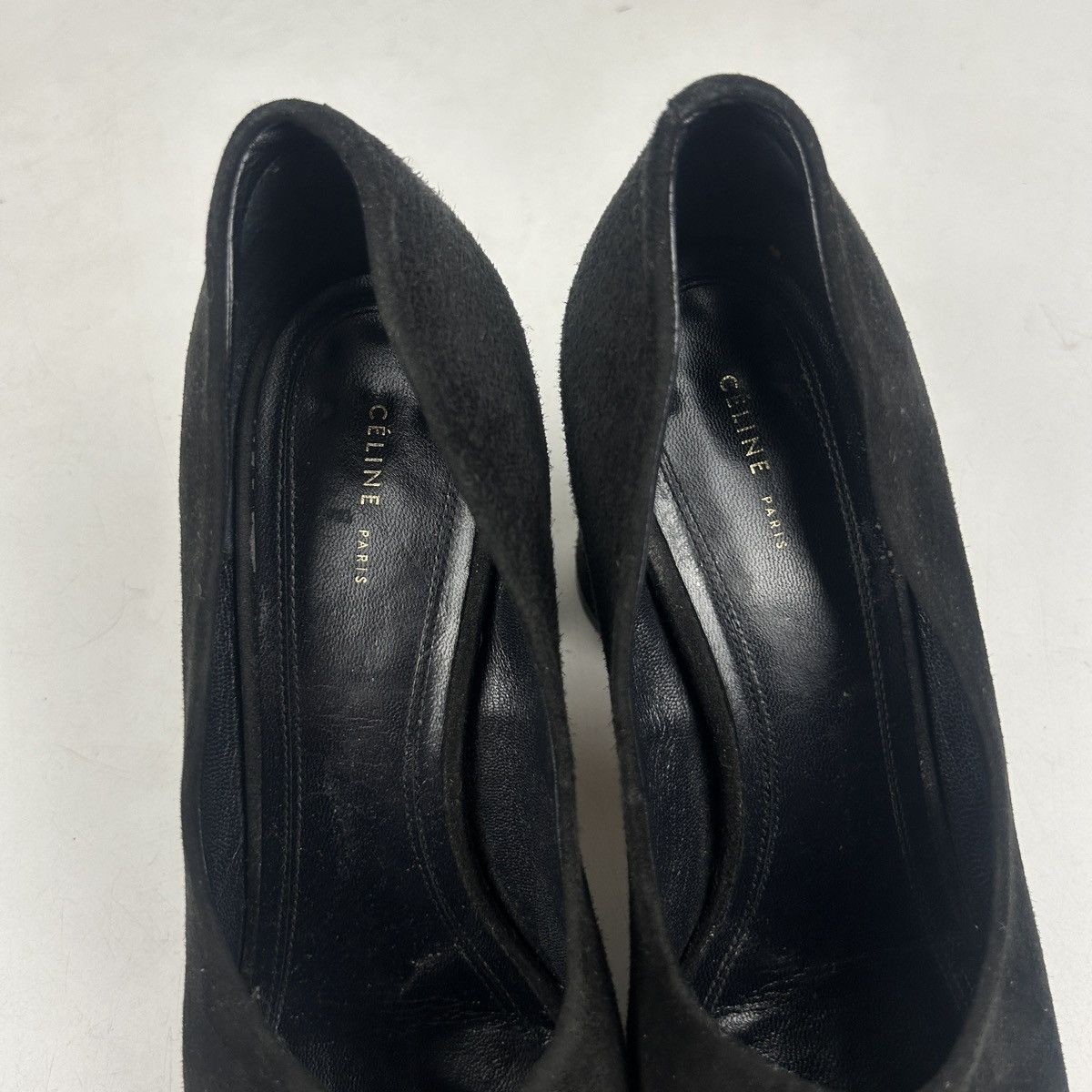 Celine Celine Phoebe Philo Black Suede Round-Toe Pumps Size US 9 / IT 39 - 6 Thumbnail