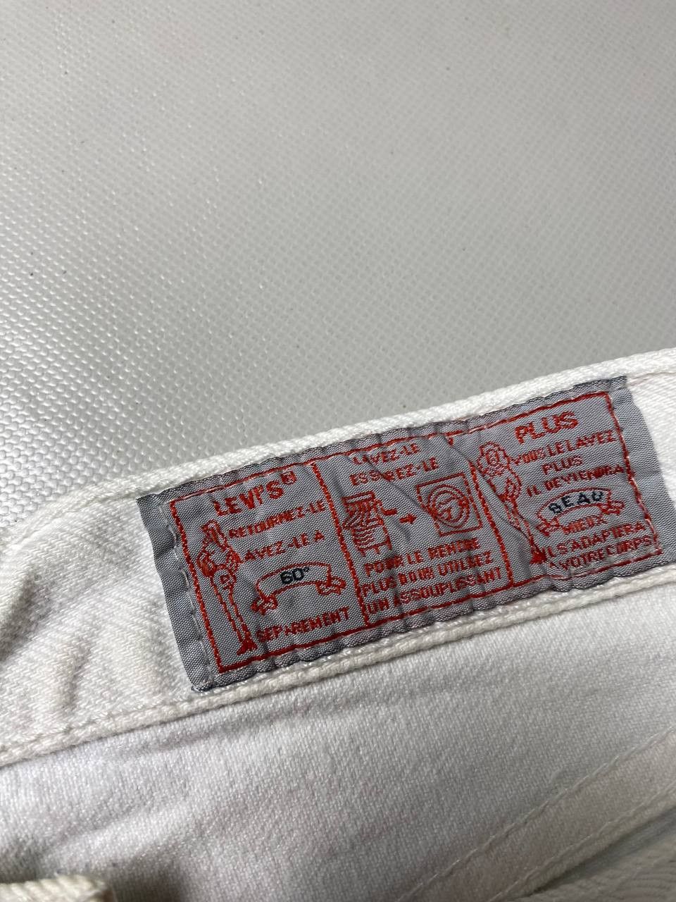 Levi's Vintage Levis Jeans 90's Size US 30 / EU 46 - 7 Thumbnail