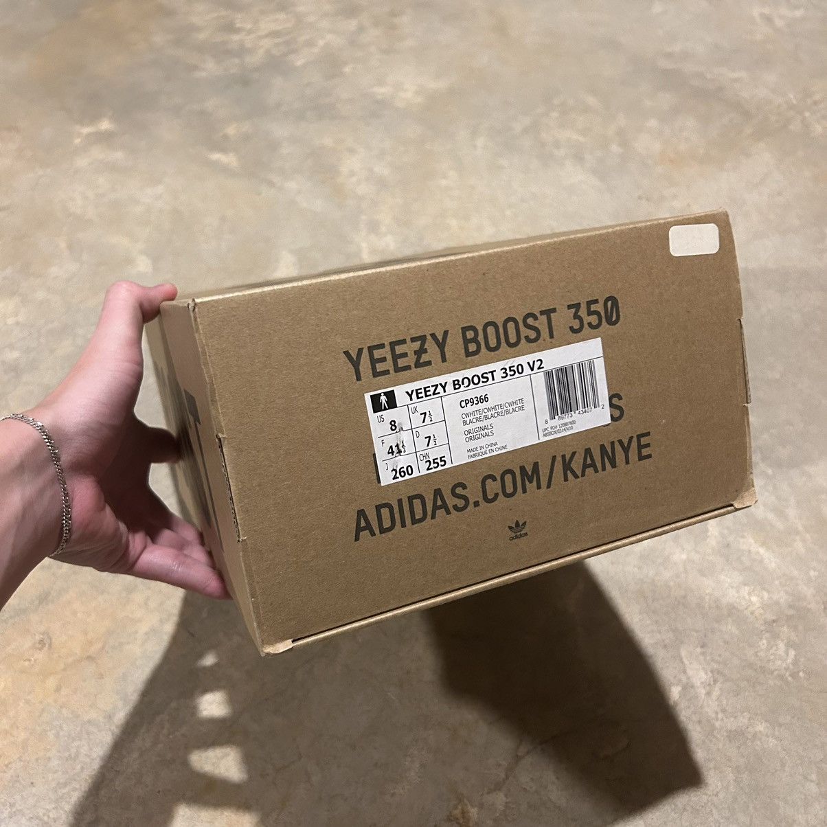 Adidas × Kanye West × Yeezy Adidas Yeezy Boost 350 V2 Cream 2017 US 8 Size US 8 / EU 41 - 11 Thumbnail