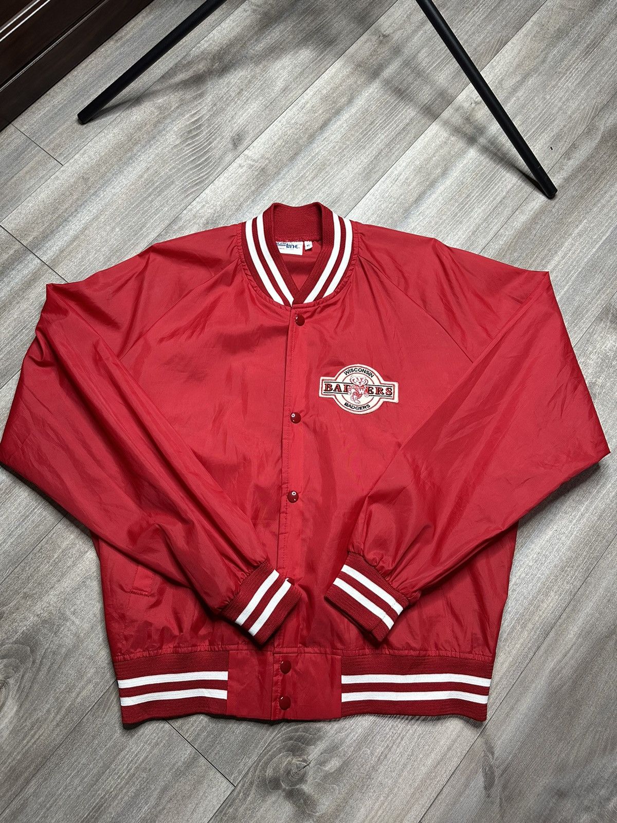 Vintage Vintage 90s Chalk Line Wisconsin Badgers Lightweight Bomber Size US XL / EU 56 / 4 - 1 Thumbnail