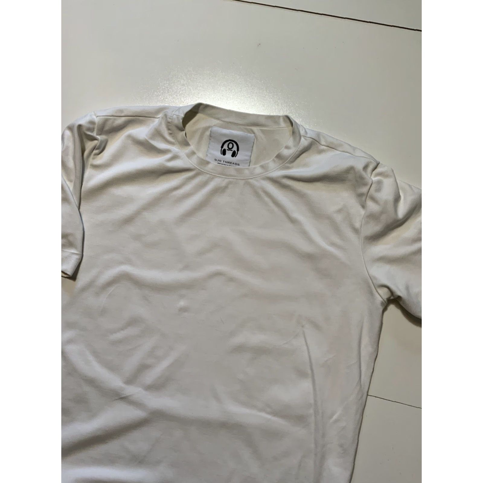 Vintage DJO Threads Beverly Hills Collection 2 Silk Lined Double Layer S/S T-Shirt Sz. M Men White Shirt Lined Silk BH Collection 2 Mens M White Shirt Size US M / EU 48-50 / 2 - 3 Thumbnail