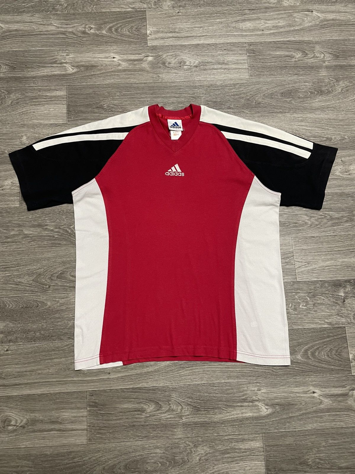 Adidas Vintage 90s Adidas Retro Style T-Shirt Size US XL / EU 56 / 4 - 1 Thumbnail