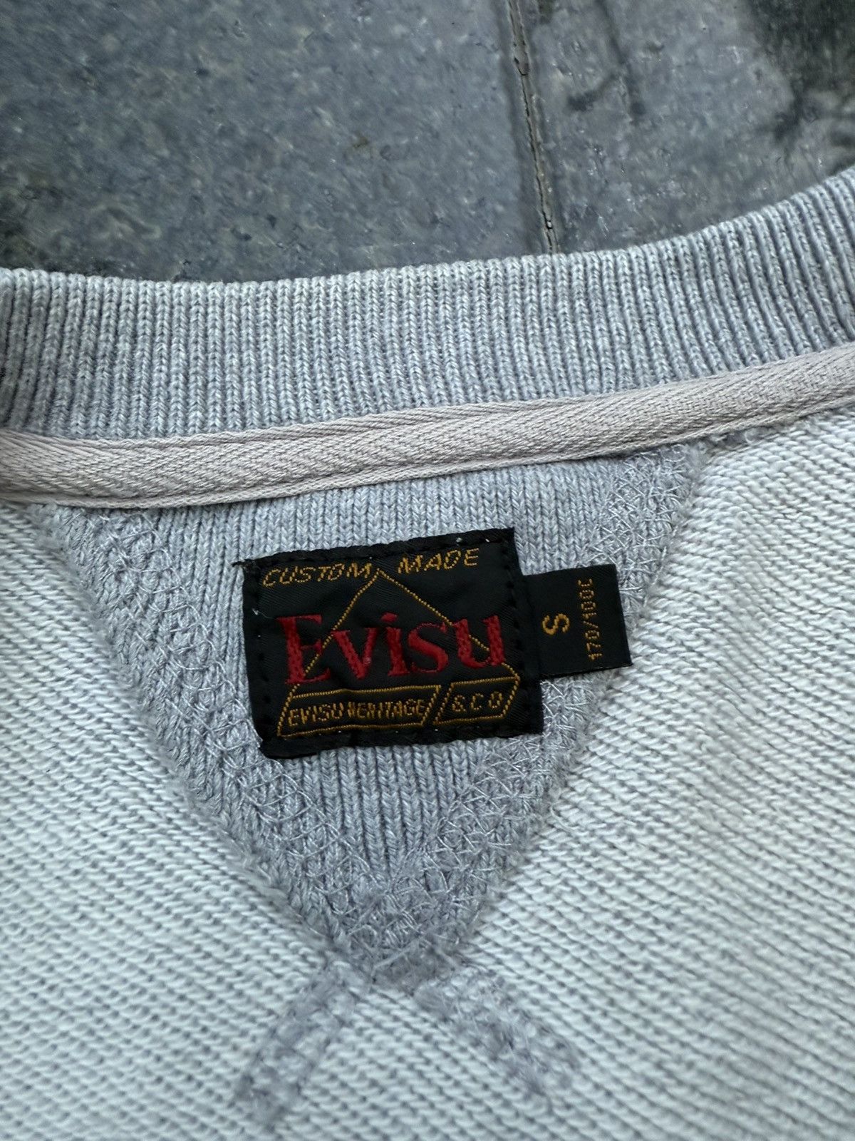 Evisu 90’s EVISU RARE CENTRAL LOGO Y2K VINTAGE JAPANESE SWEATSHIRT Size US M / EU 48-50 / 2 - 9 Thumbnail