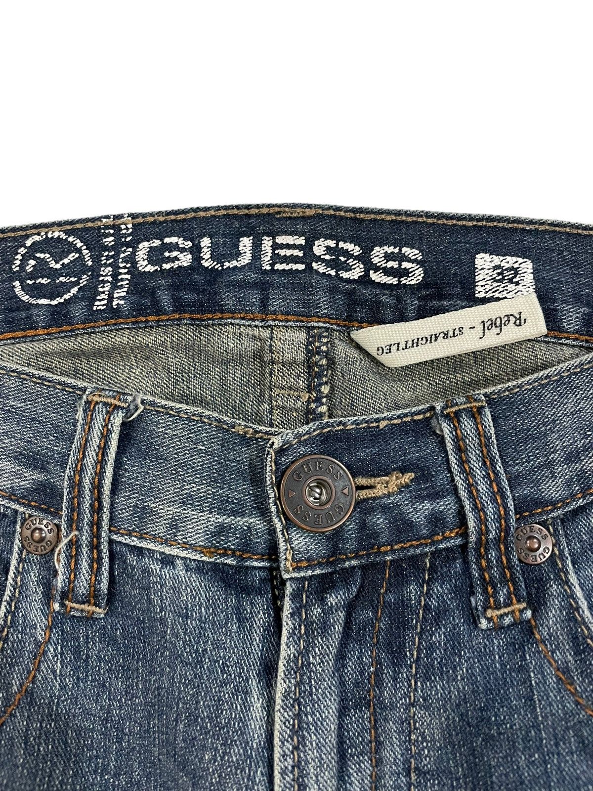 Guess × Vintage Vintage Guess Faded Rebel Straight Jeans Size US 32 / EU 48 - 8 Thumbnail
