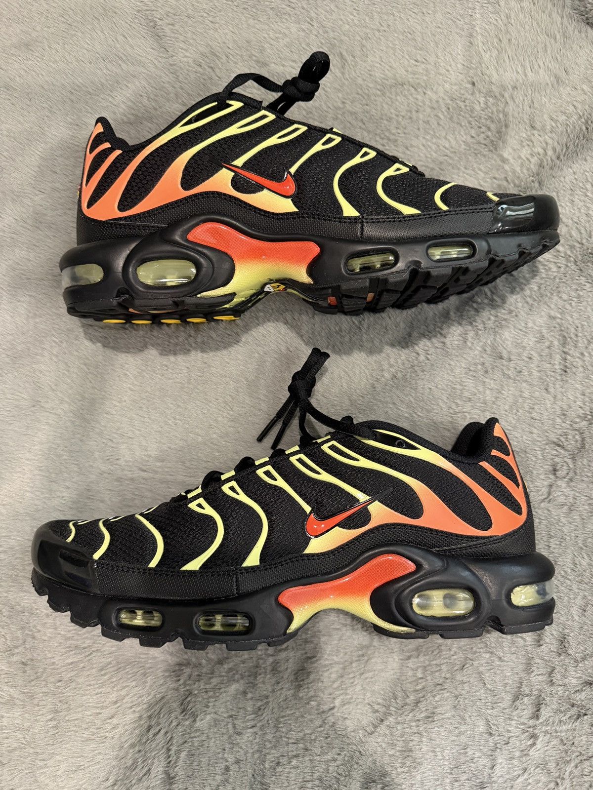 Nike Nike Air Max Plus Sunrise PROMO SAMPLE DM0032-028 DS OG ALL Size US 11 / EU 44 - 2 Thumbnail