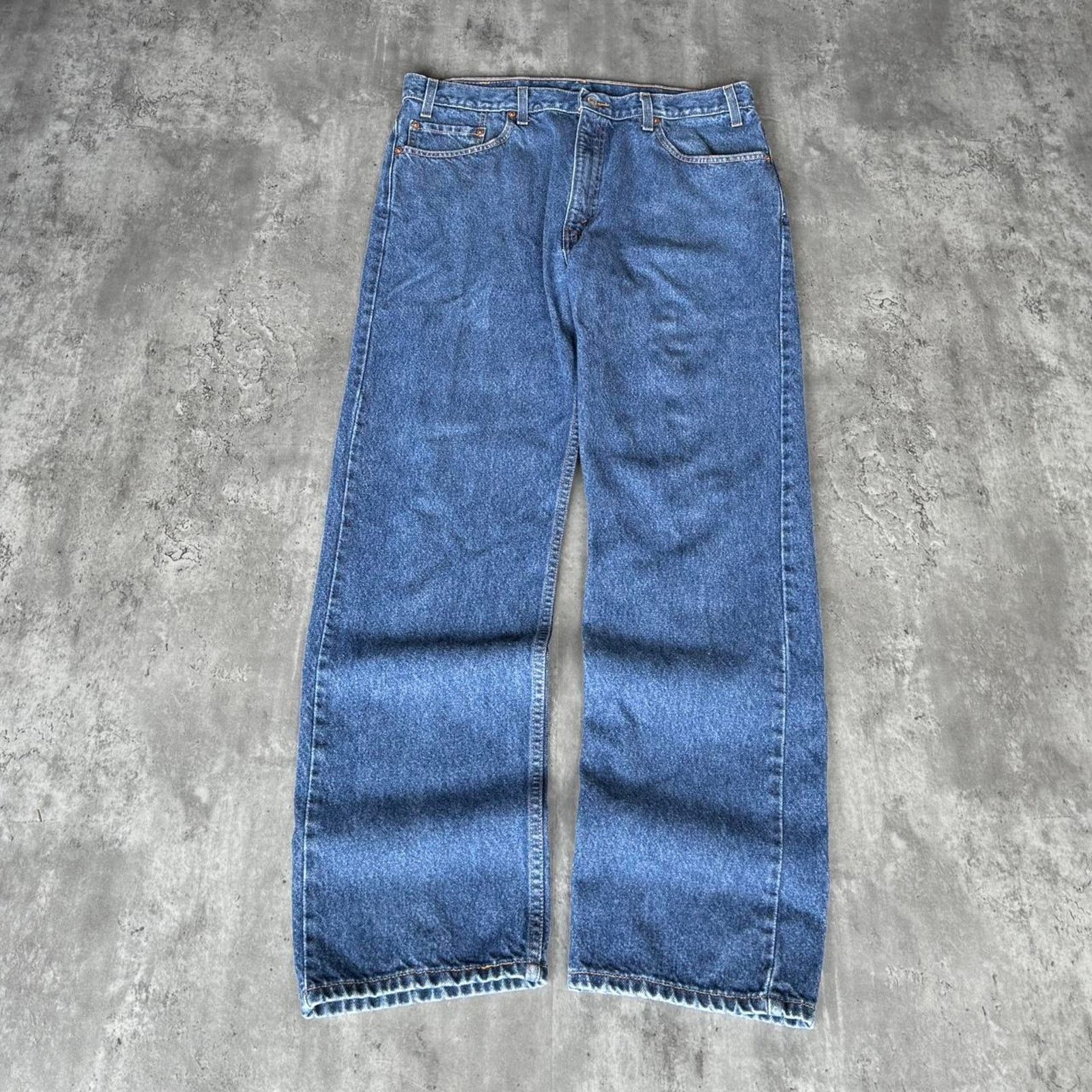 Levi's × Levi's Vintage Clothing Vintage Levi’s 505 Regular Fit Straight Leg Denim Jeans Size US 36 / EU 52 - 2 Thumbnail